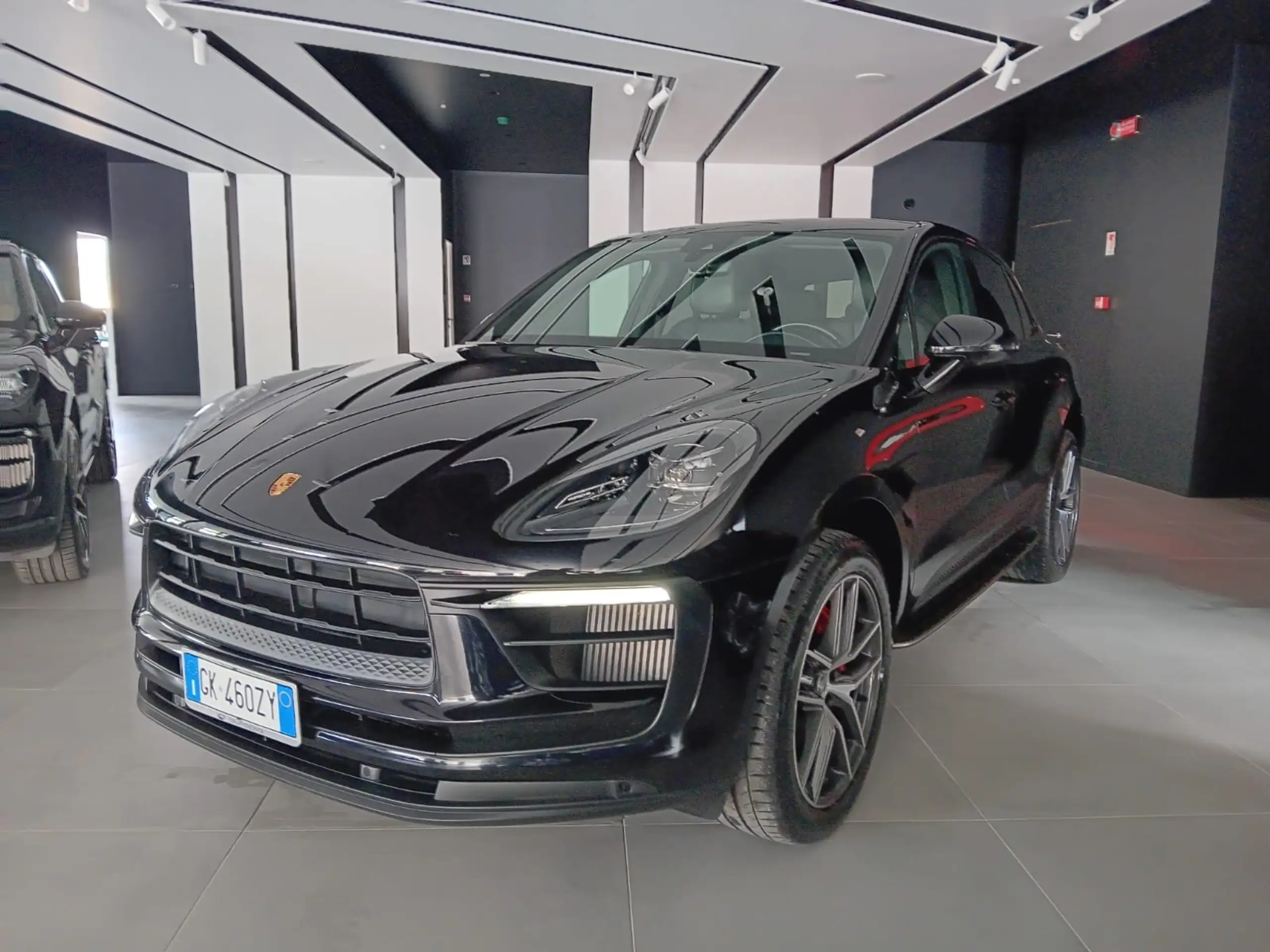 Porsche - Macan