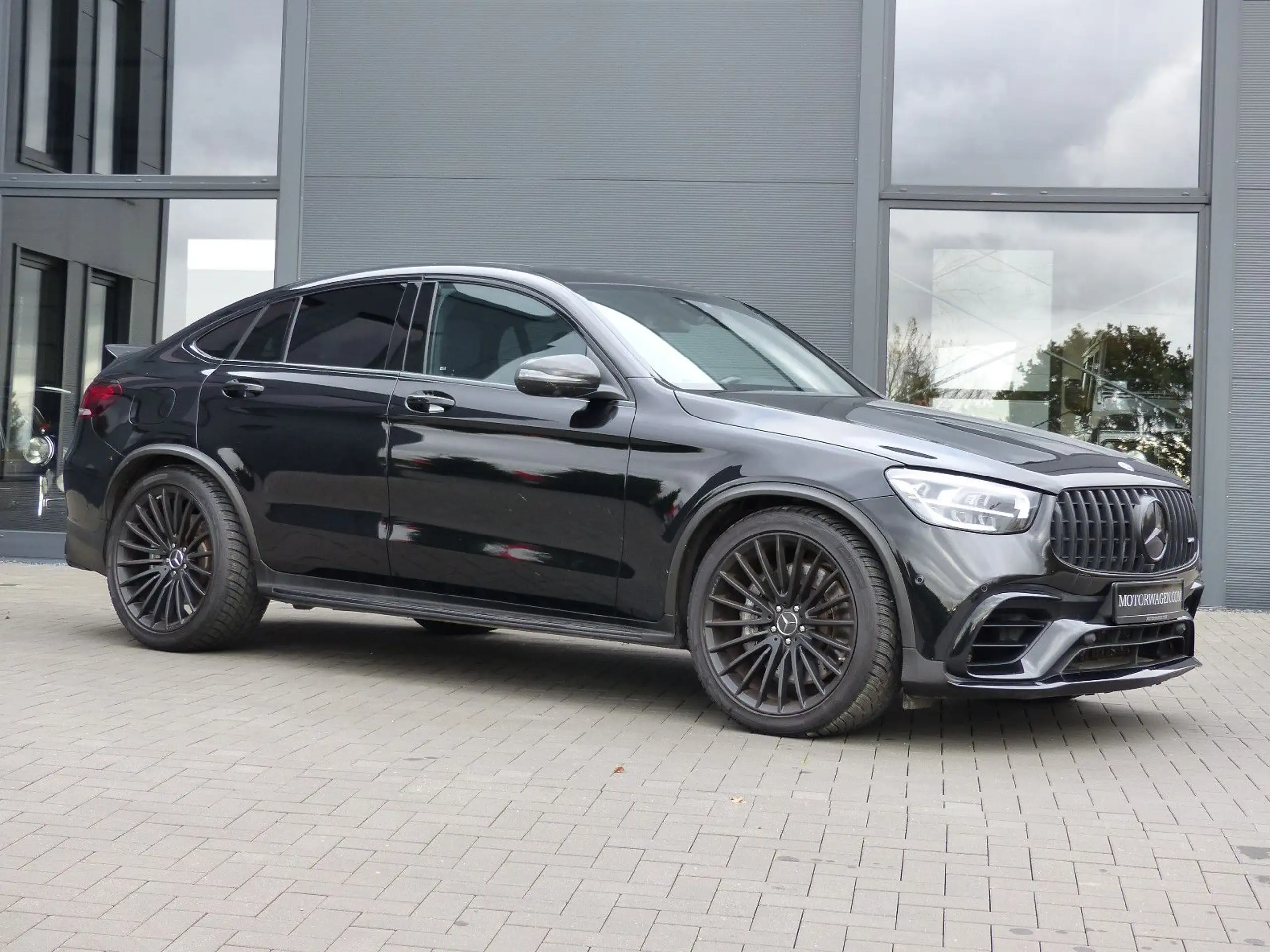 Mercedes-Benz - GLC 63 AMG