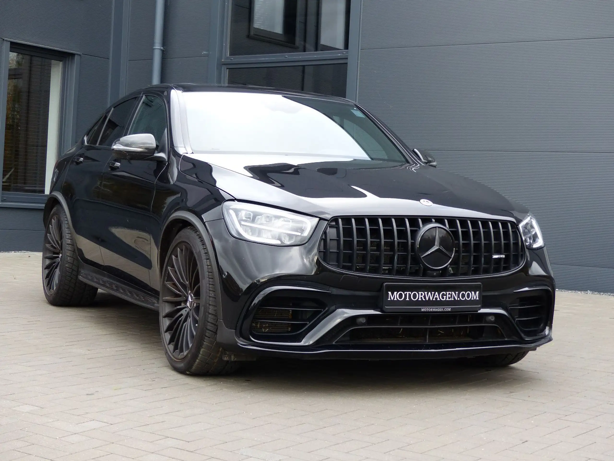 Mercedes-Benz - GLC 63 AMG