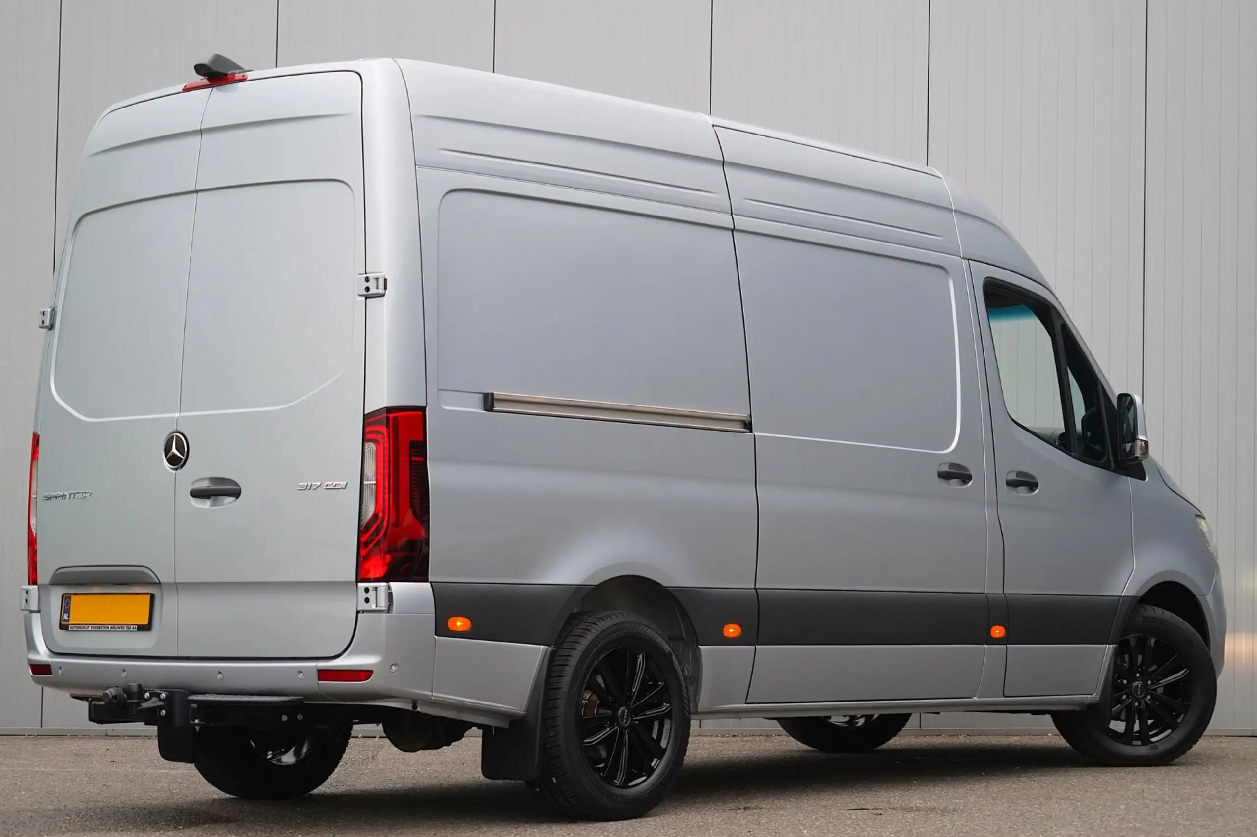 Mercedes-Benz - Sprinter