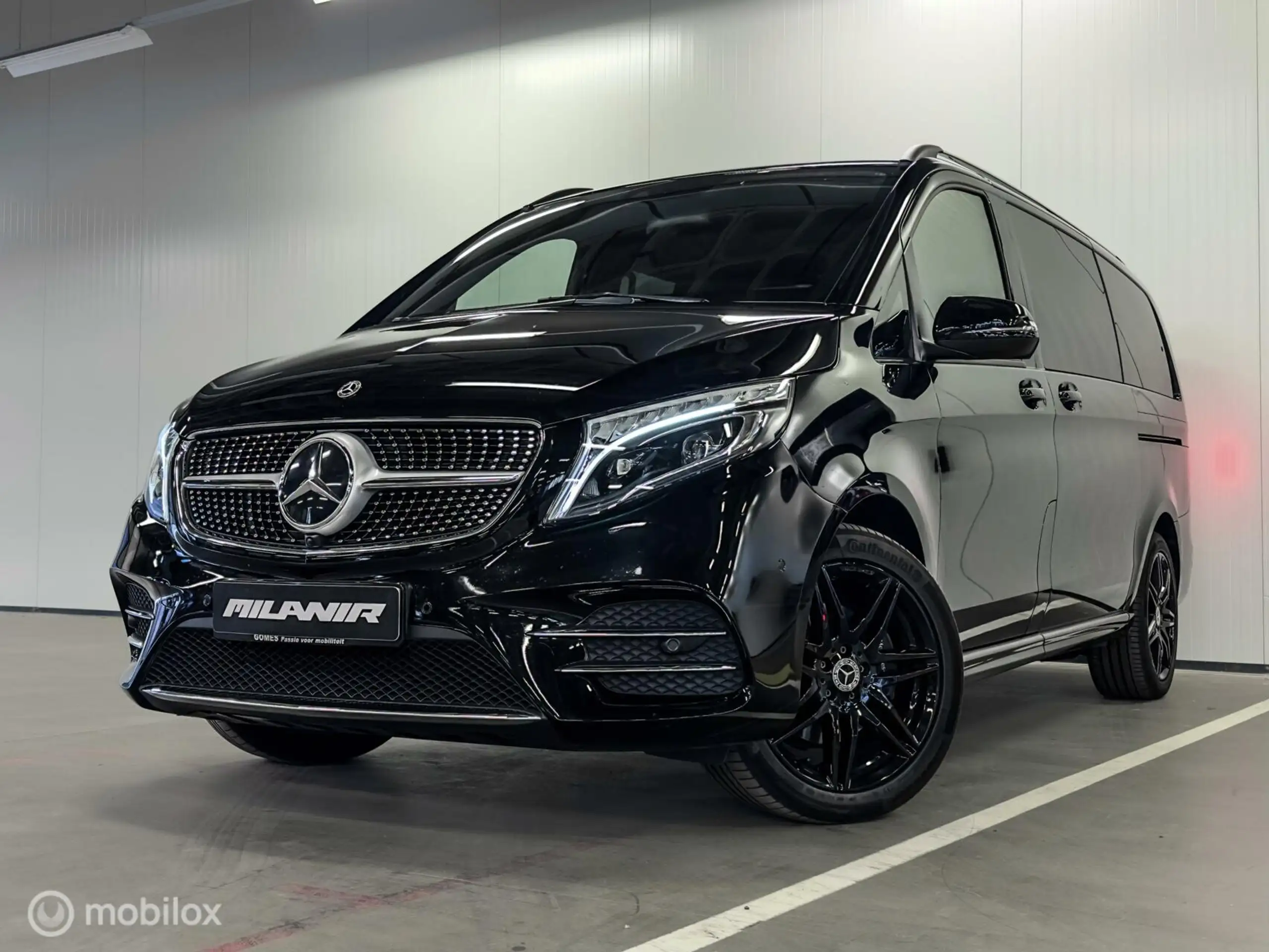 Mercedes-Benz - V