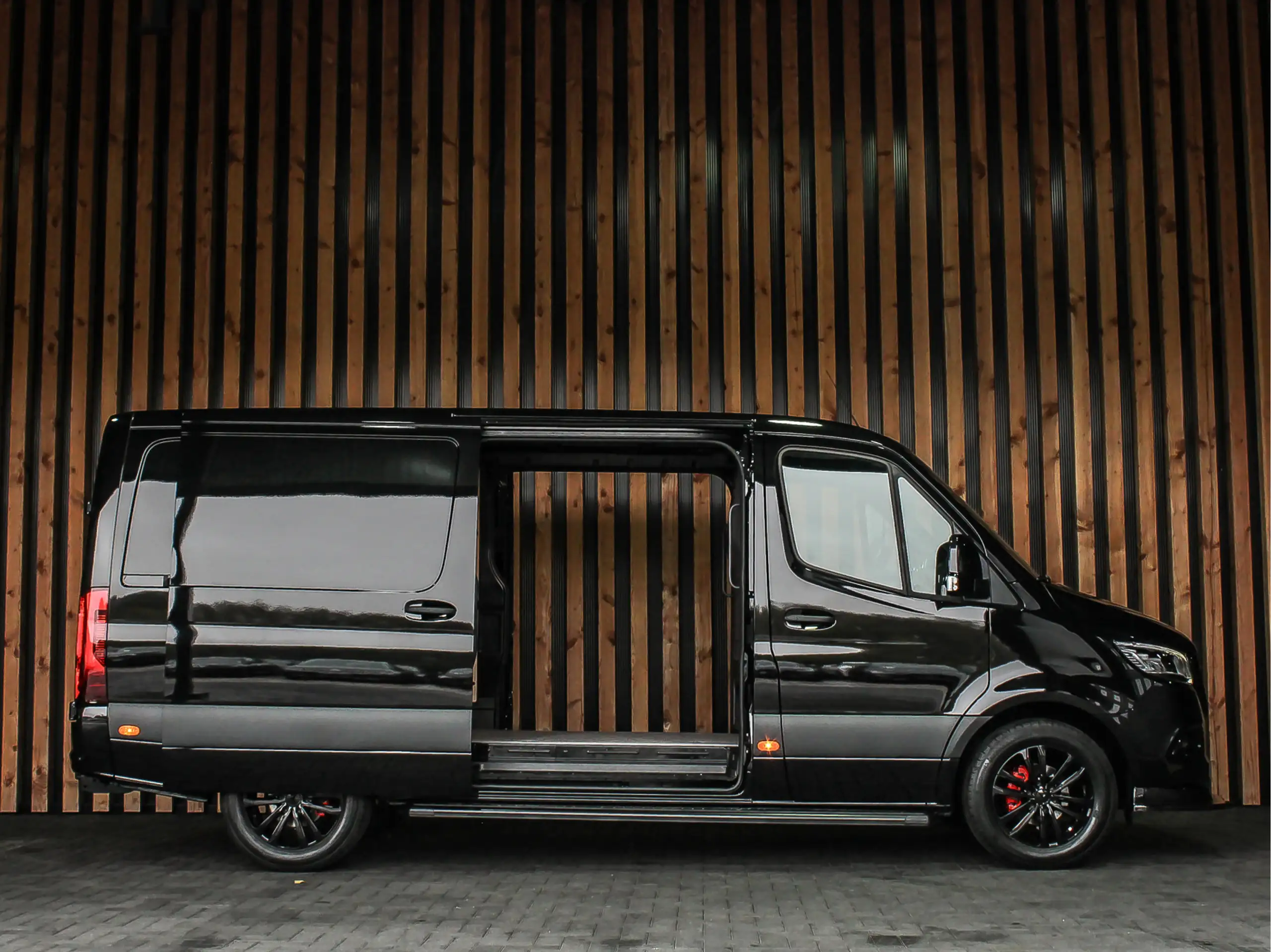 Mercedes-Benz - Sprinter