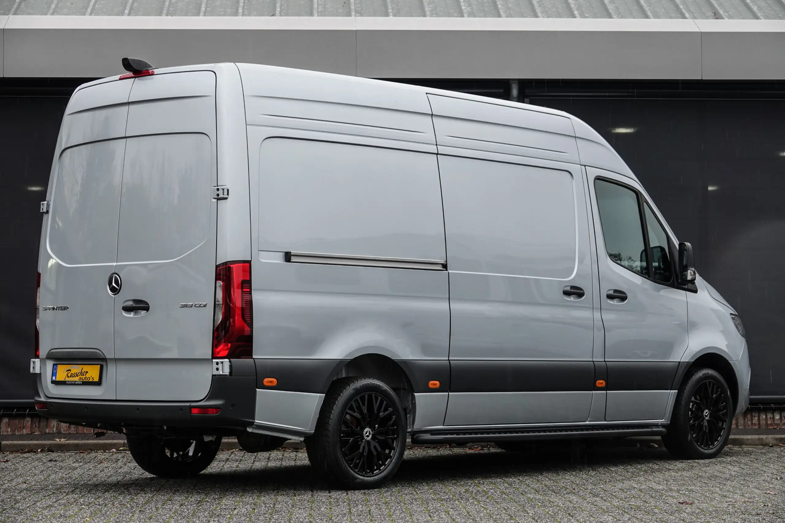 Mercedes-Benz - Sprinter