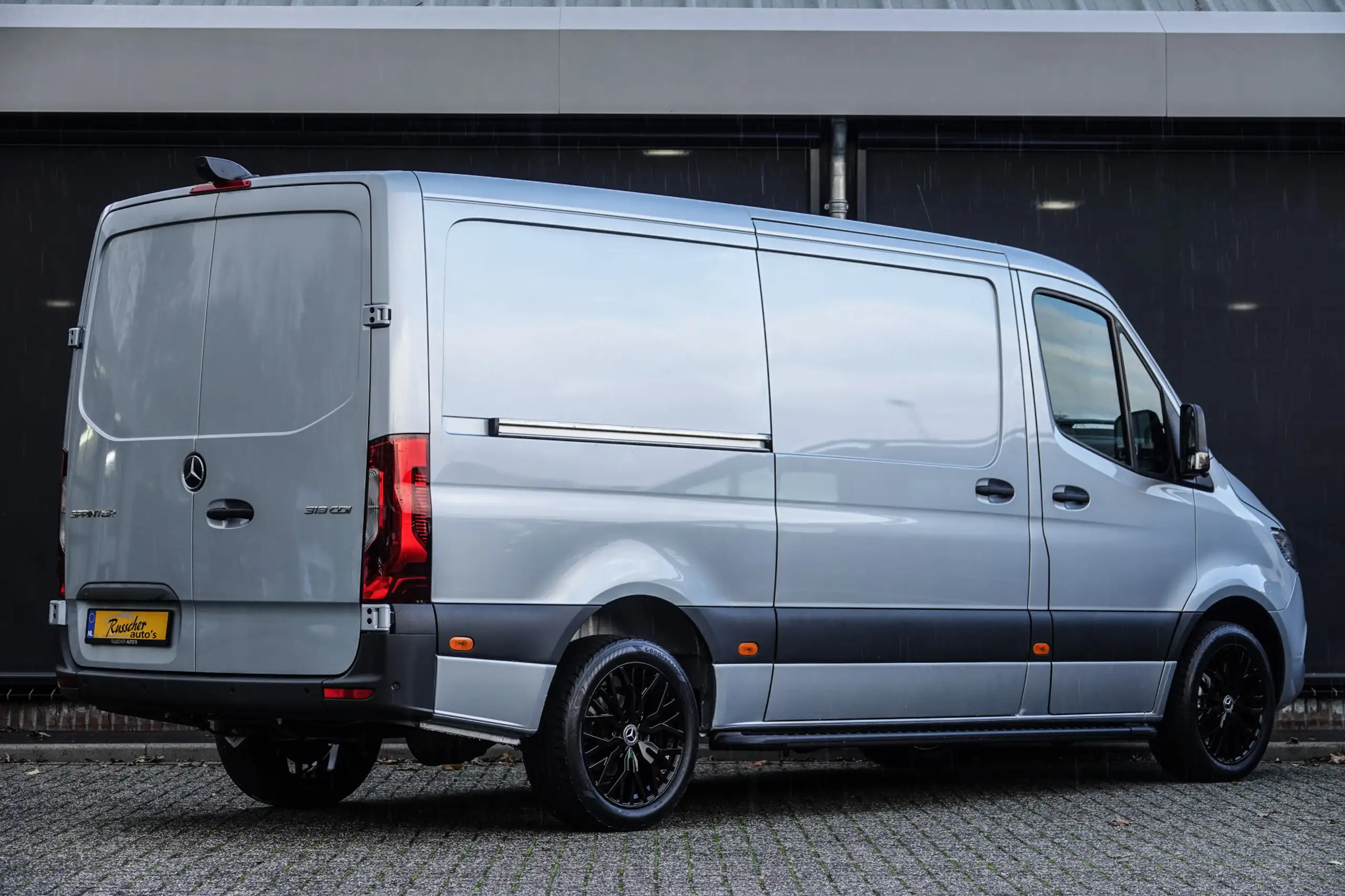 Mercedes-Benz - Sprinter