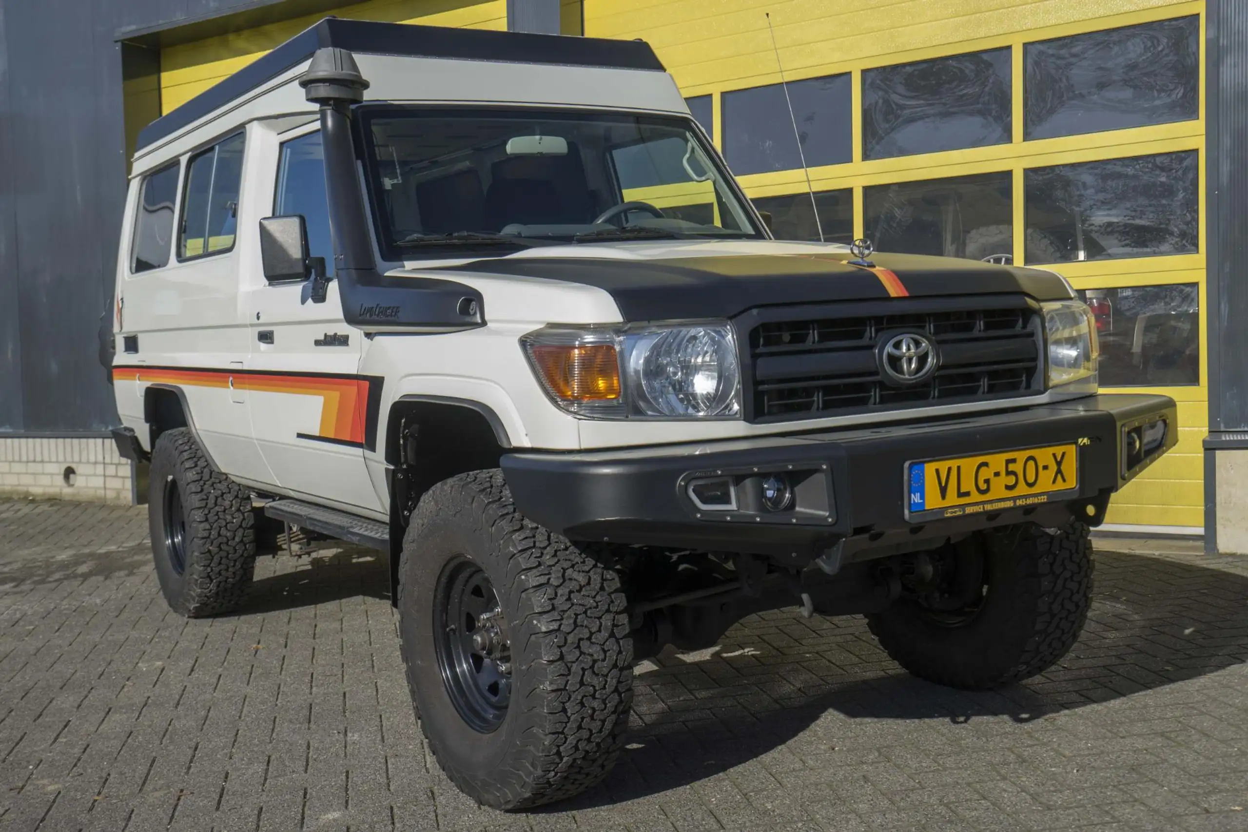 Toyota - Land Cruiser