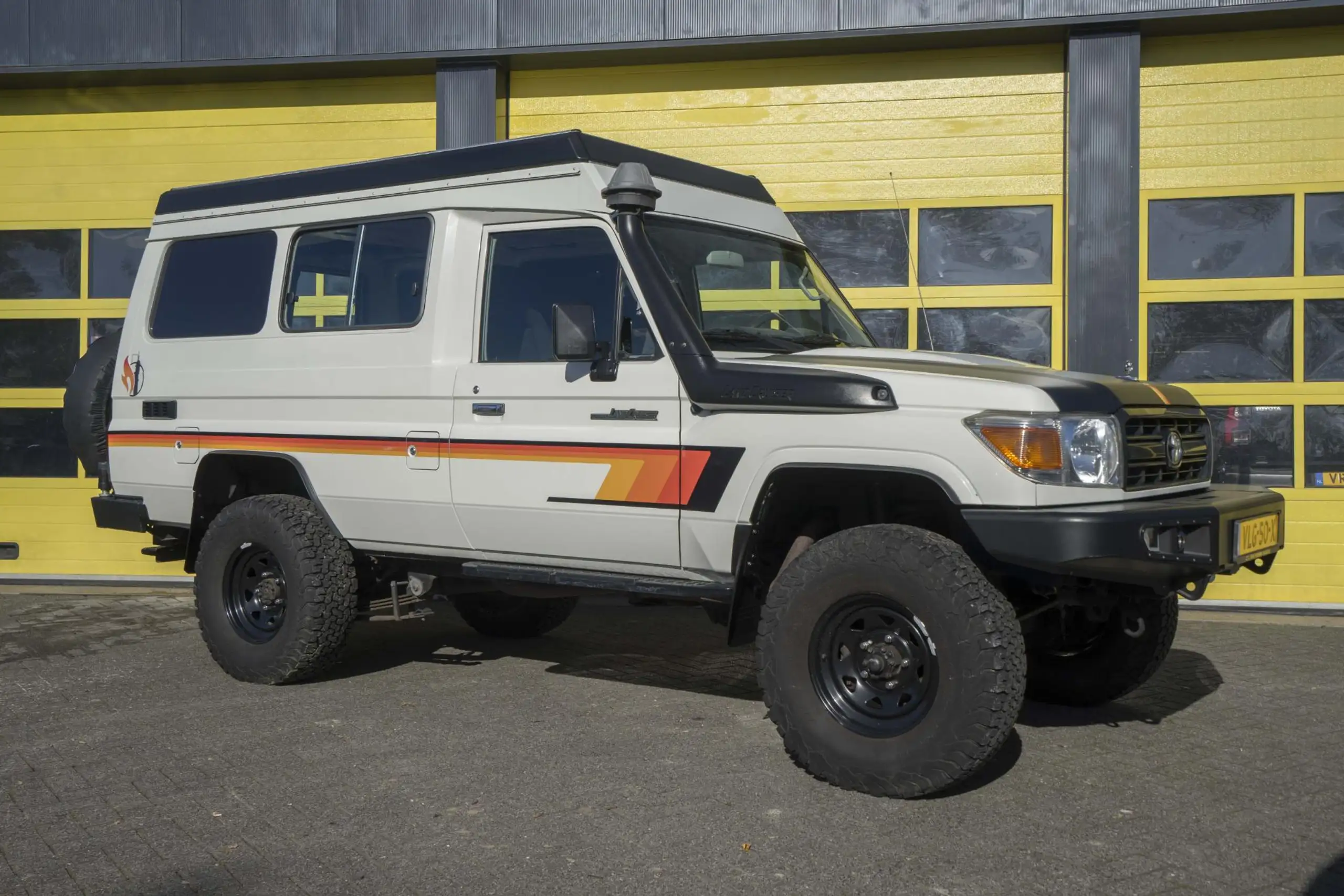 Toyota - Land Cruiser