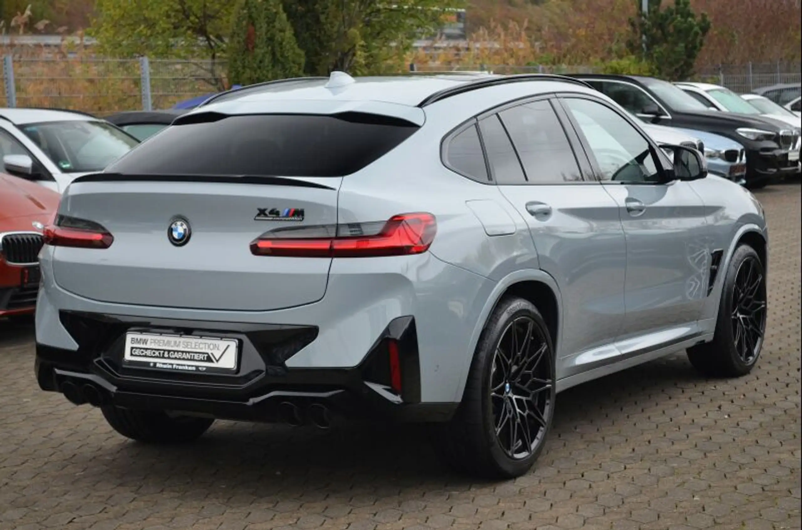 BMW - X4 M