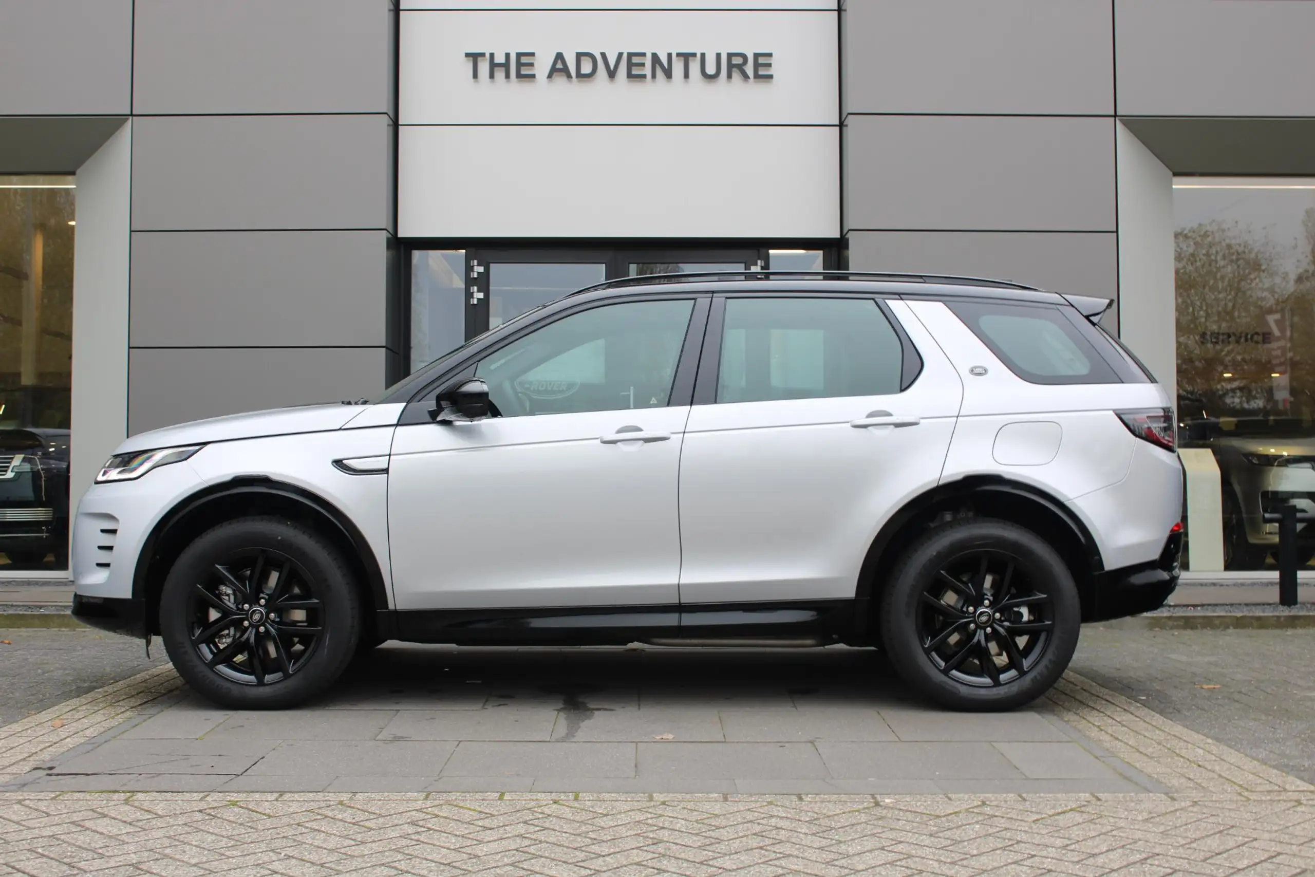 Land Rover - Discovery Sport