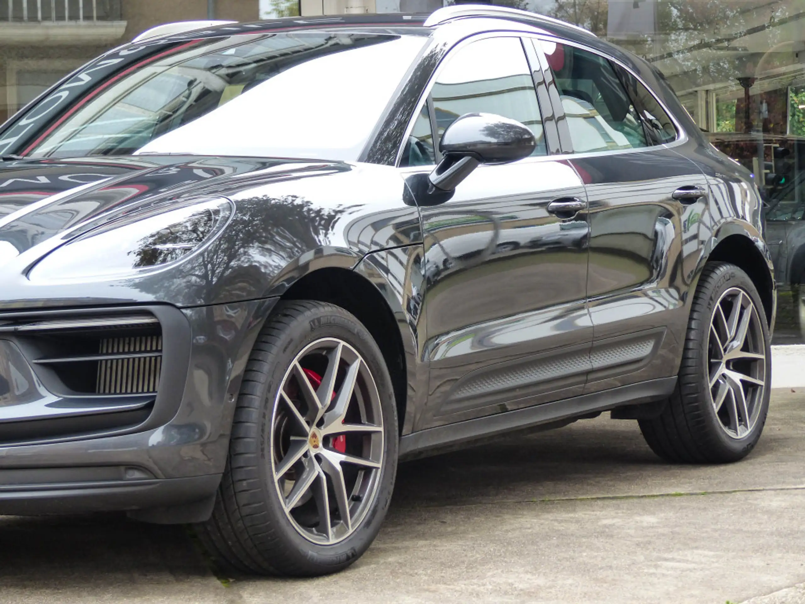 Porsche - Macan