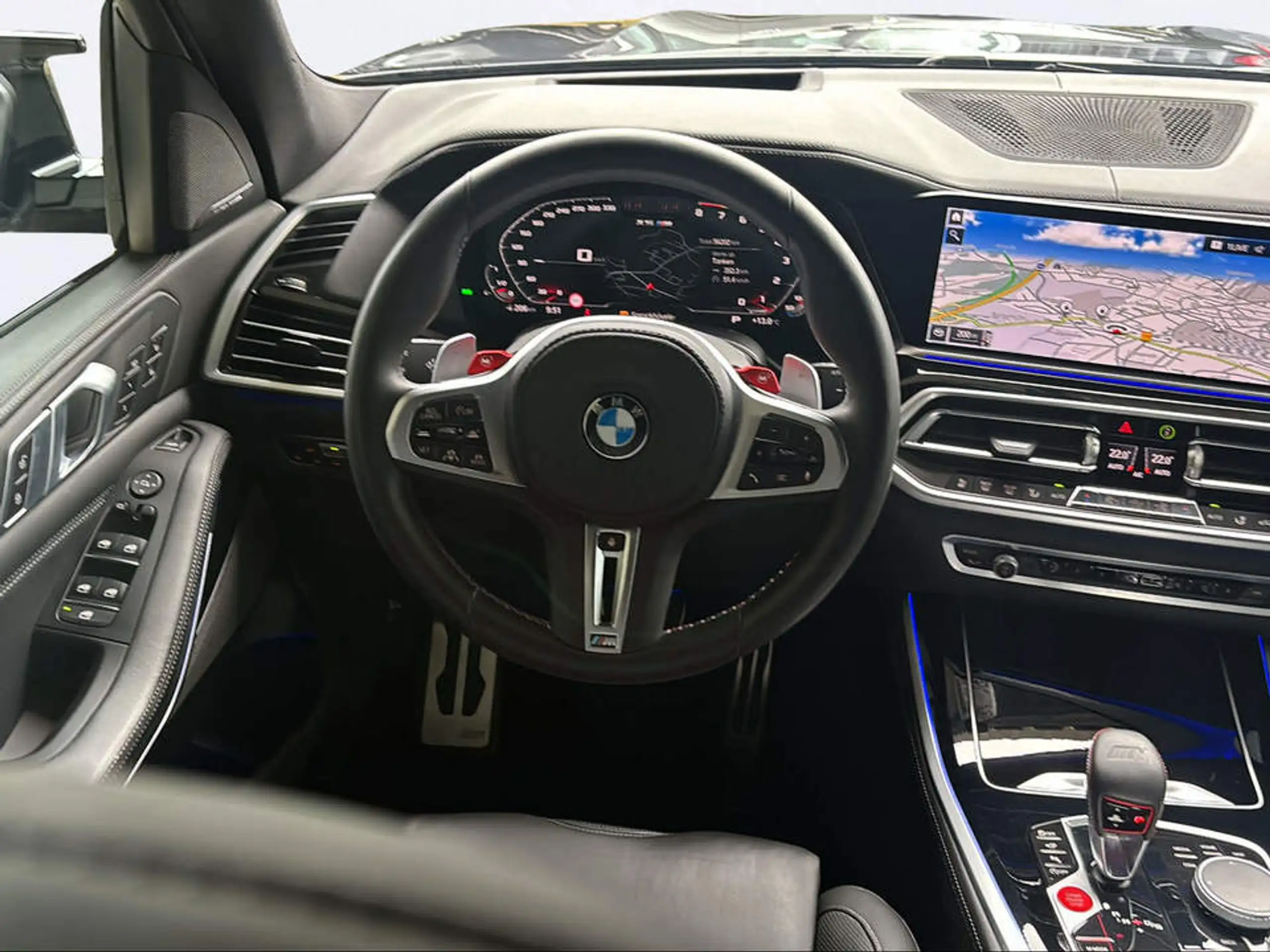 BMW - X5 M