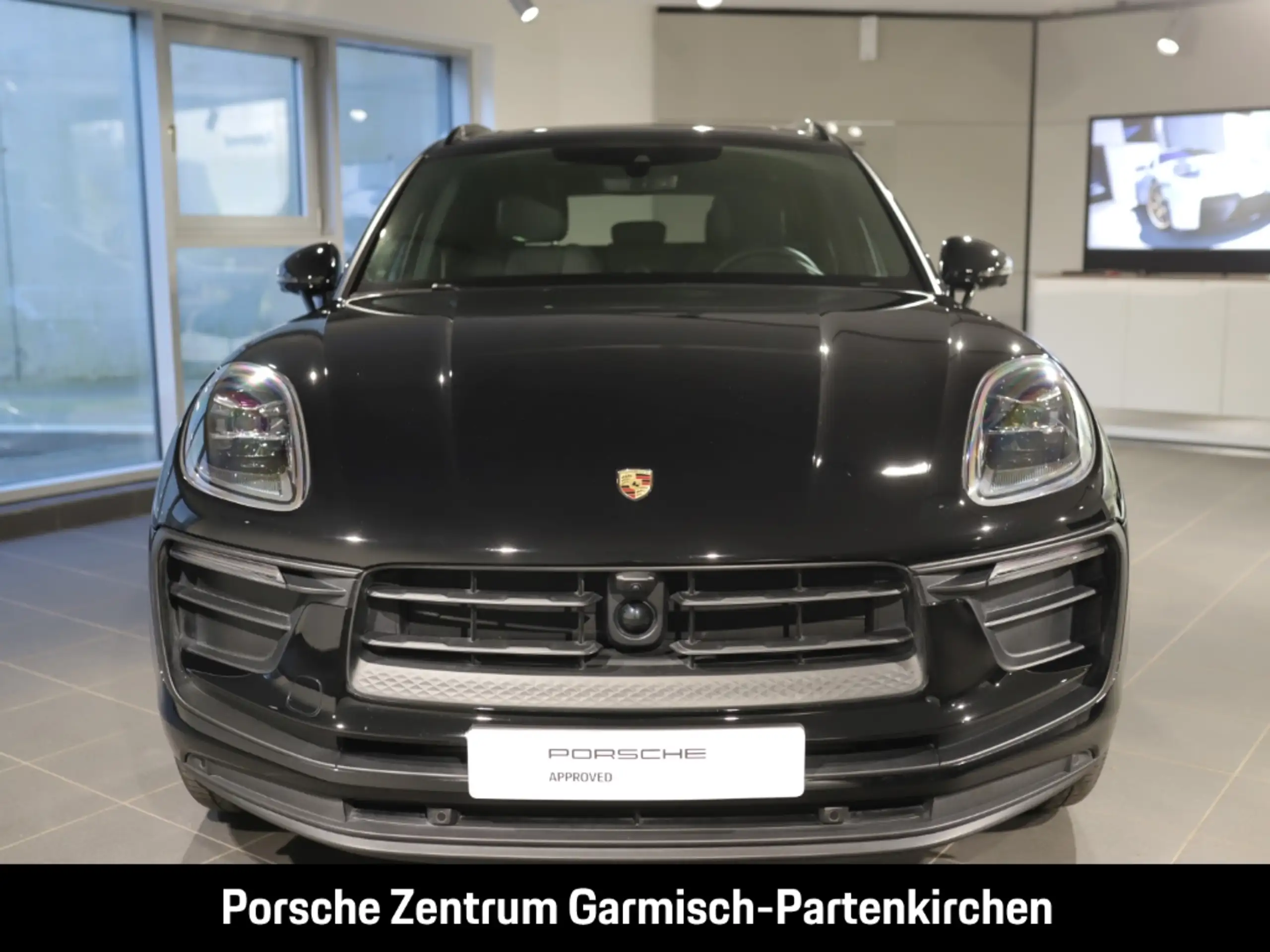 Porsche - Macan