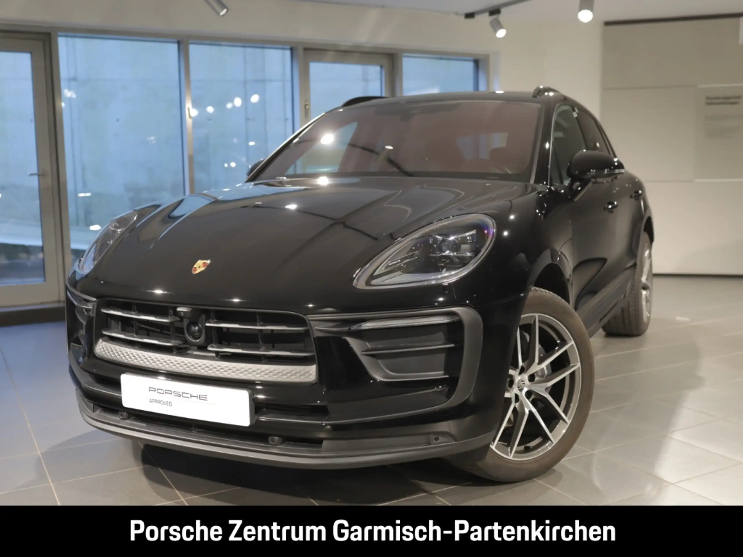 Porsche - Macan