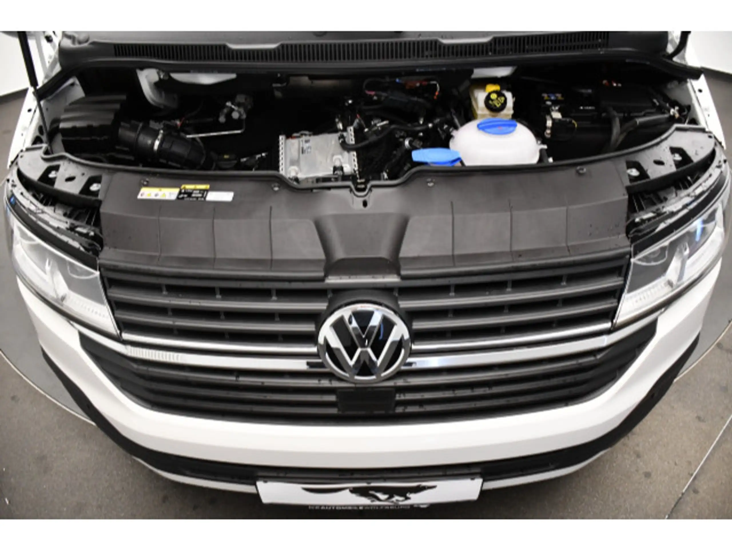 Volkswagen - T6.1 California