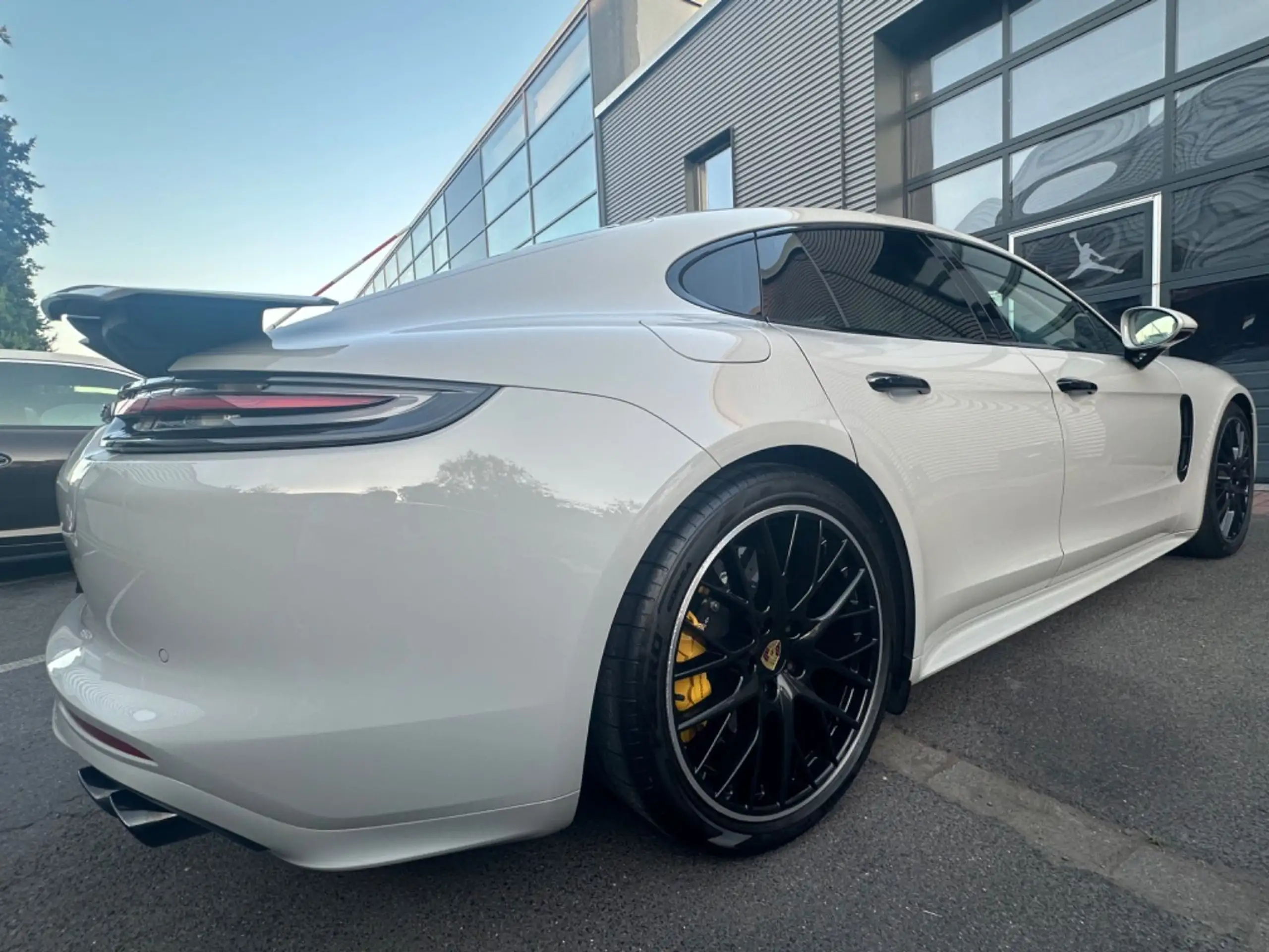 Porsche - Panamera