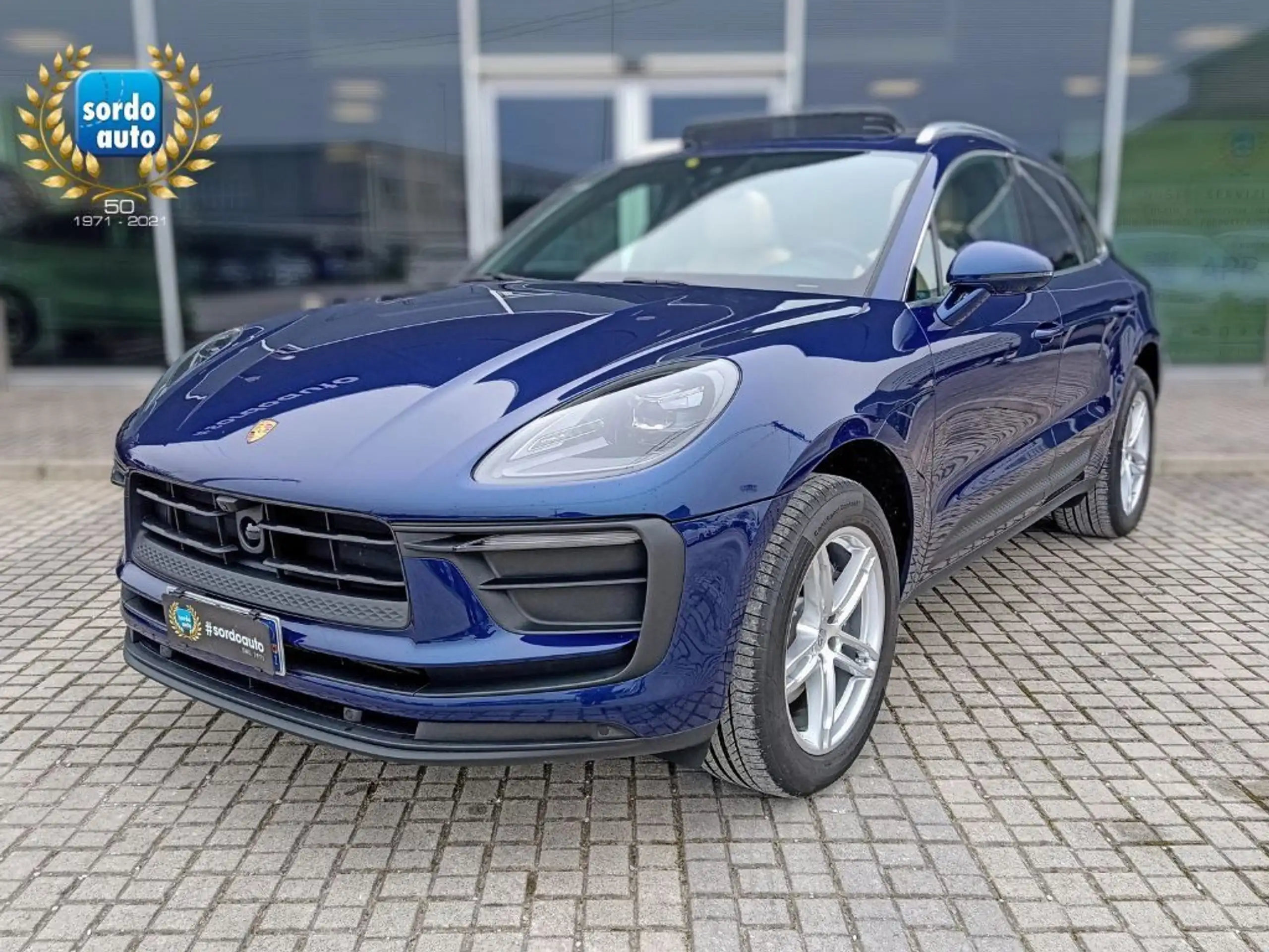 Porsche - Macan