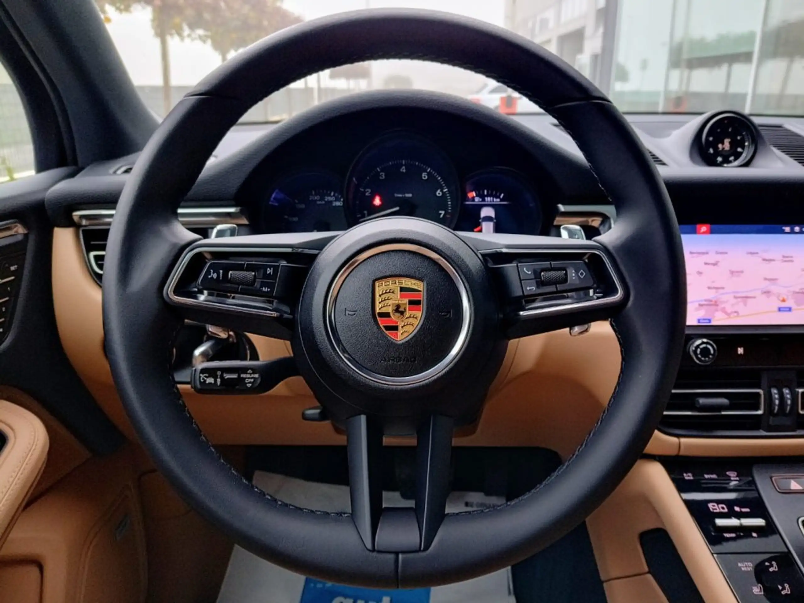 Porsche - Macan