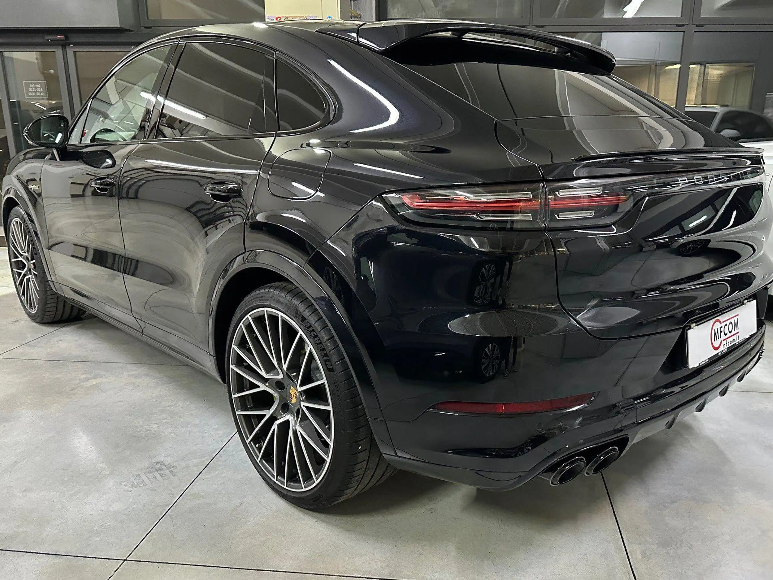 Porsche - Cayenne