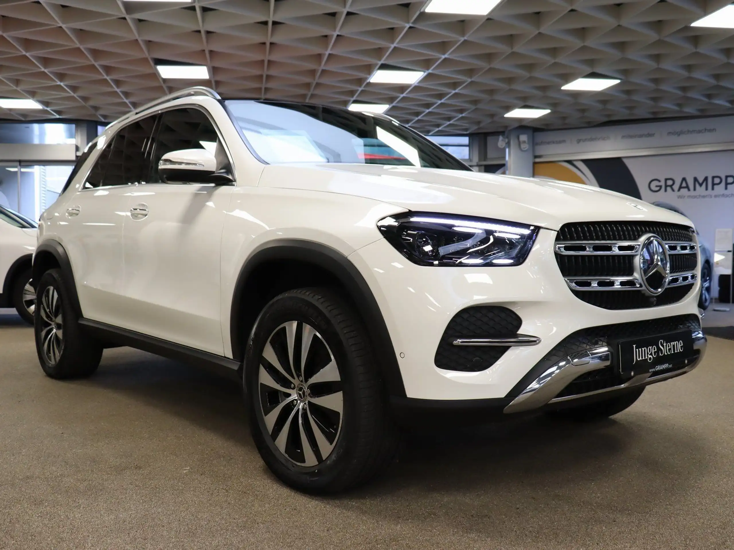 Mercedes-Benz - GLE 350