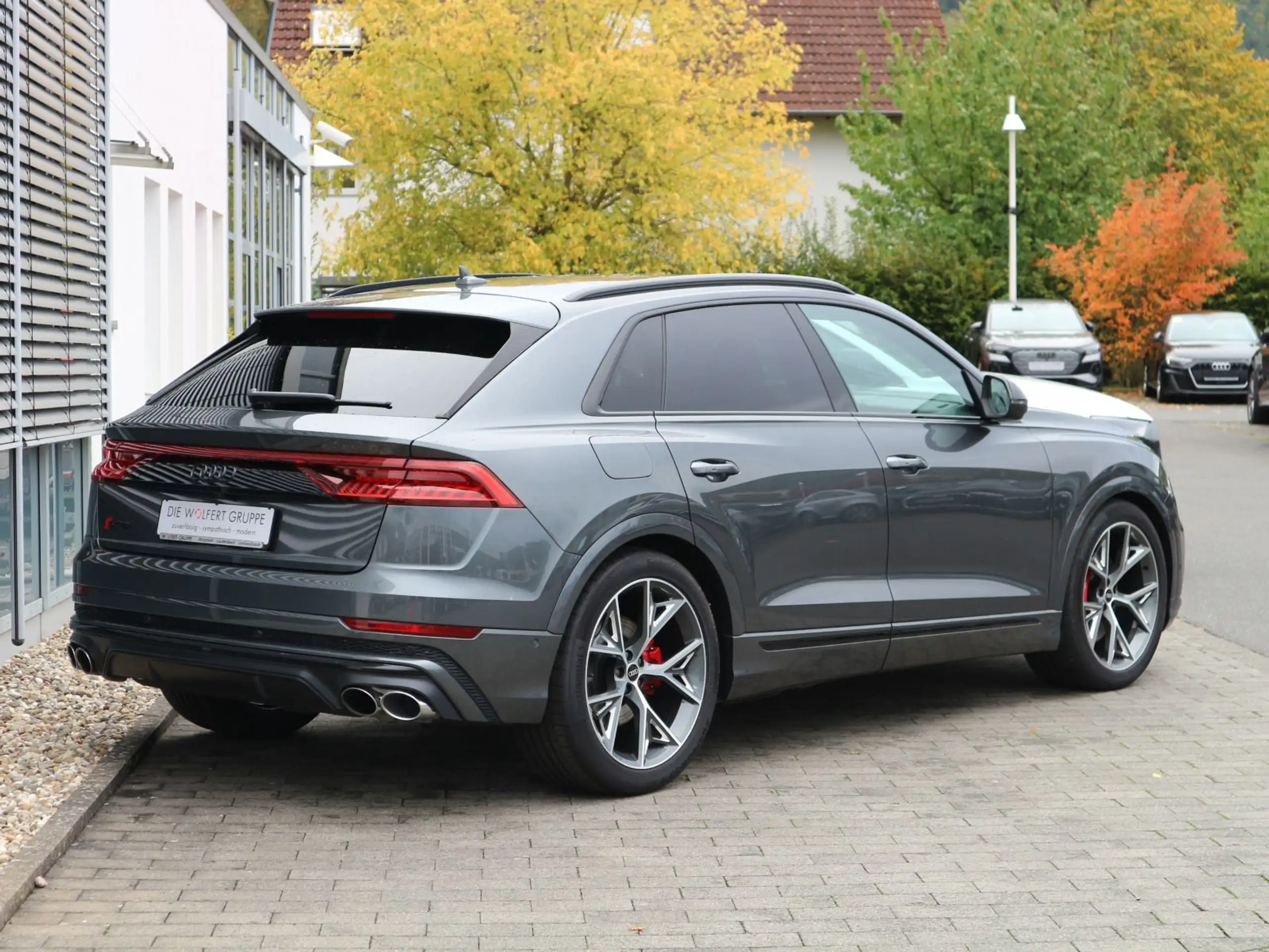 Audi - SQ8