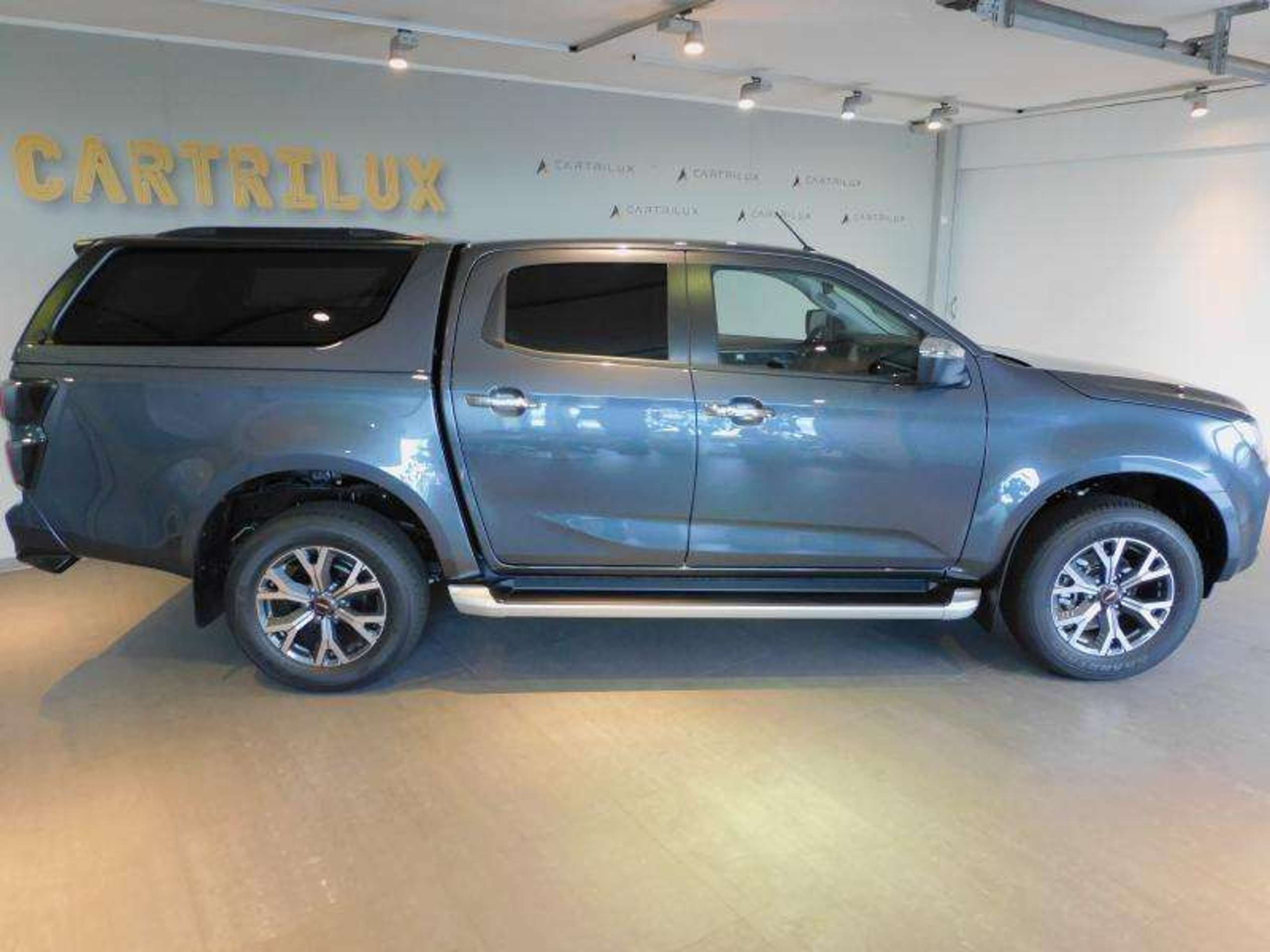 Isuzu - D-Max