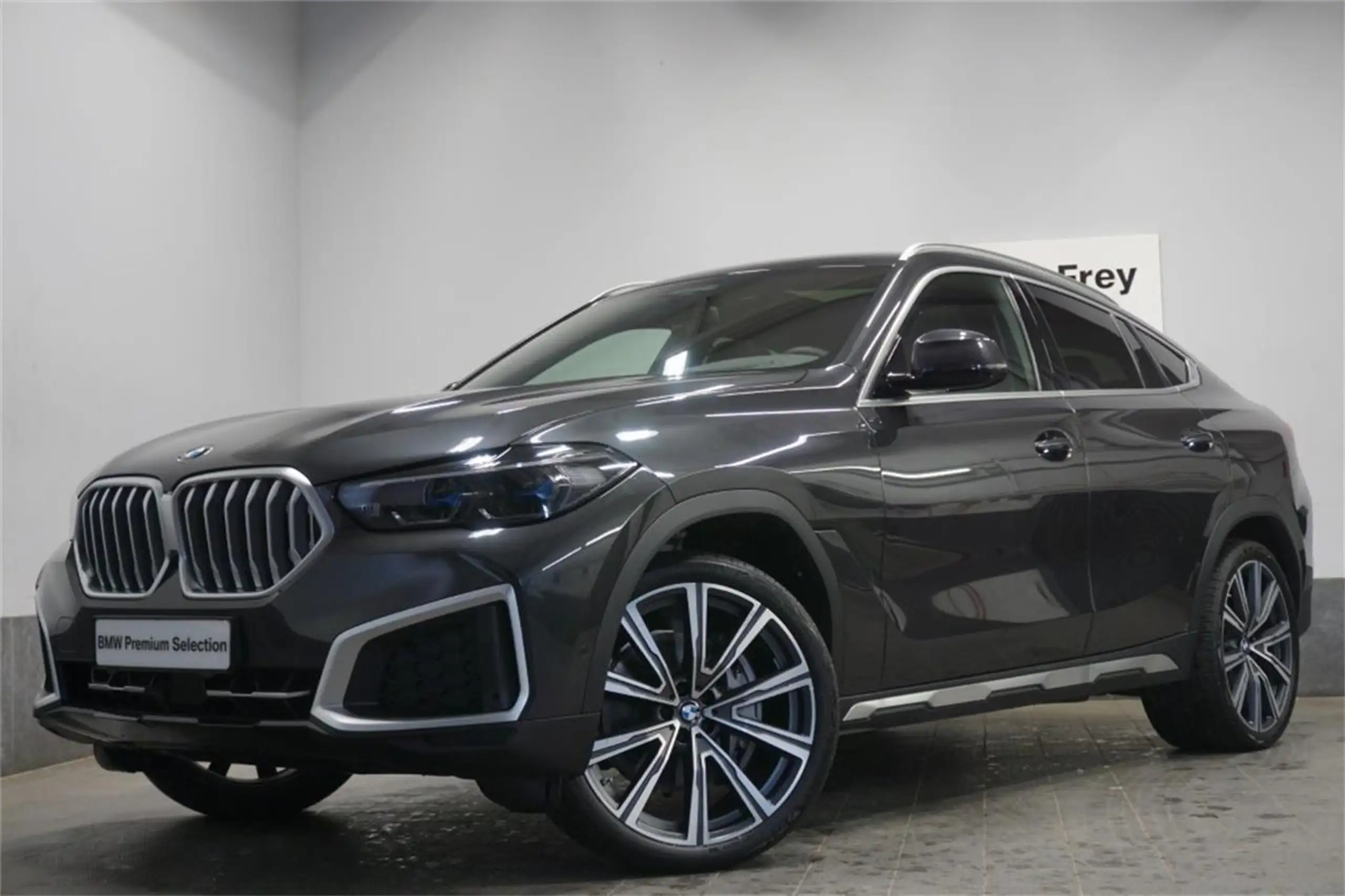 BMW - X6