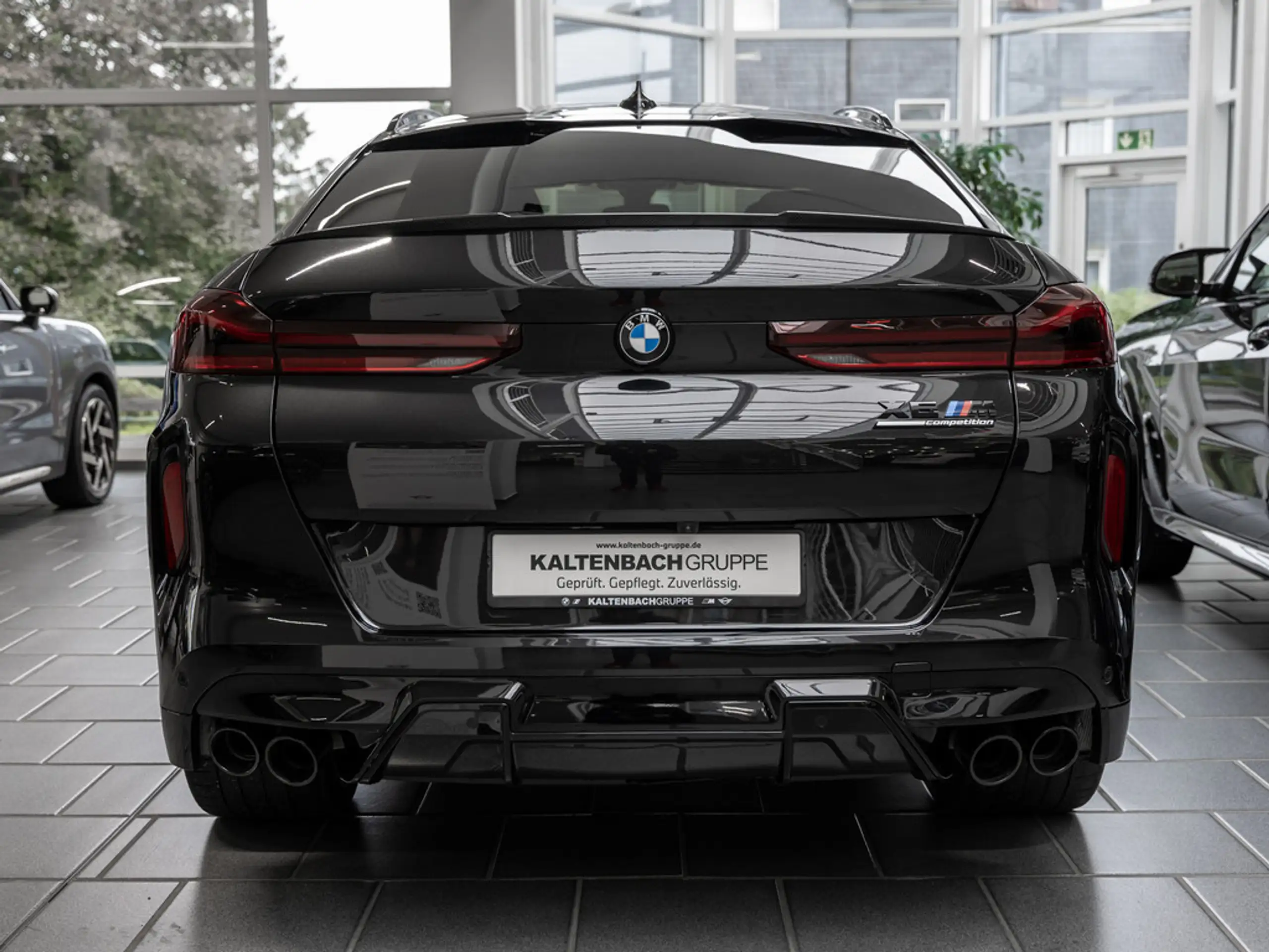 BMW - X6 M