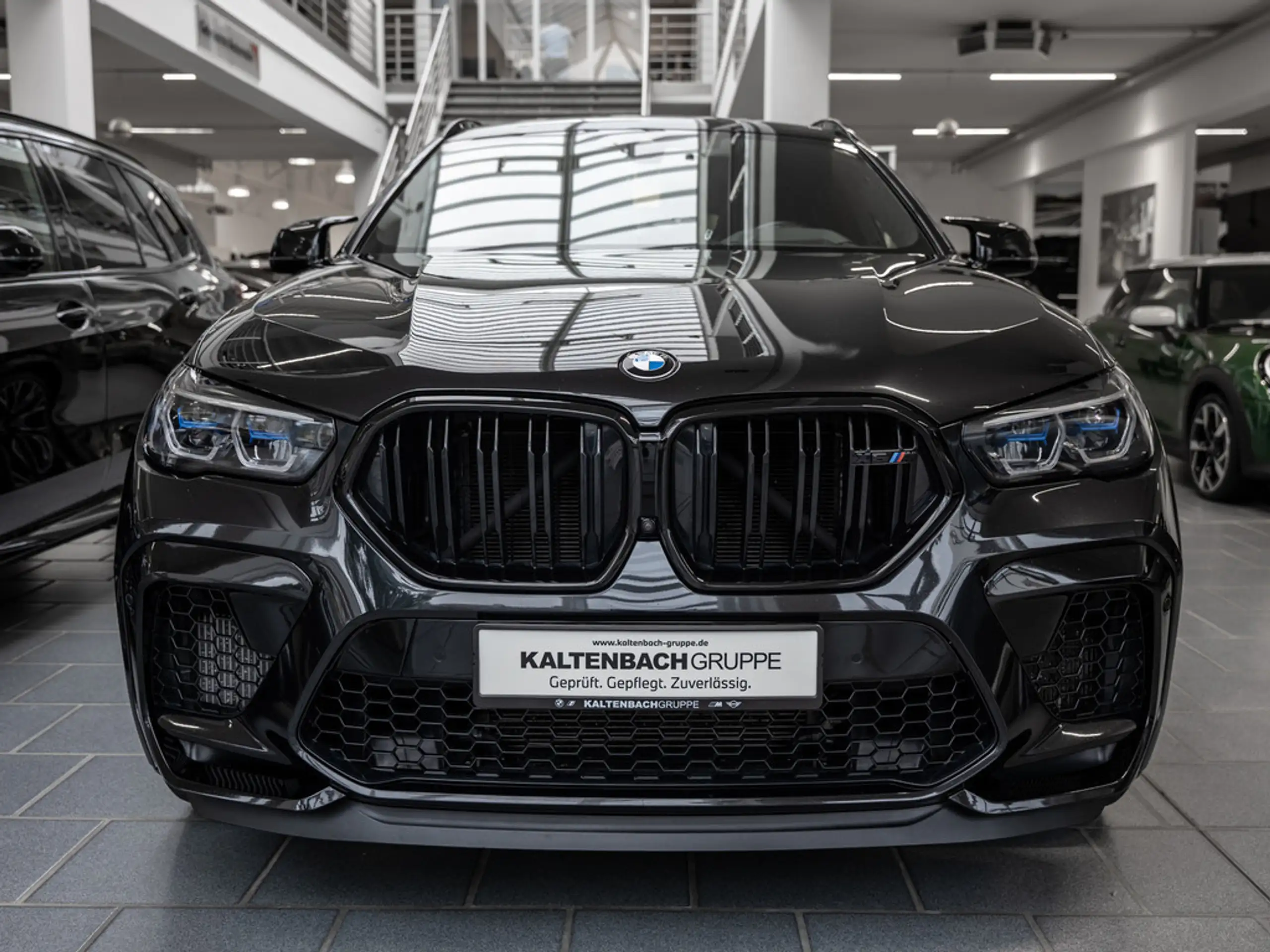 BMW - X6 M