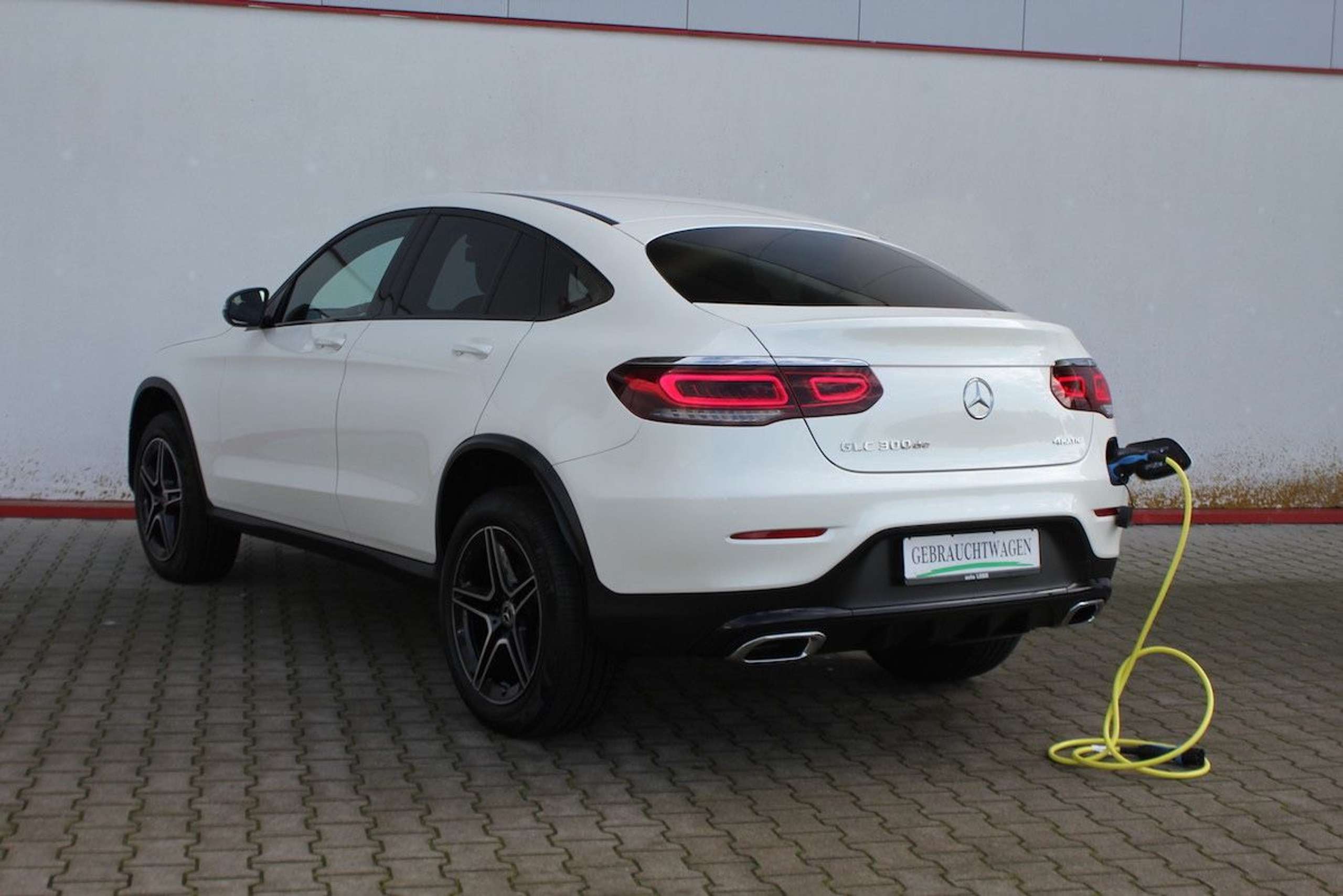 Mercedes-Benz - GLC 300