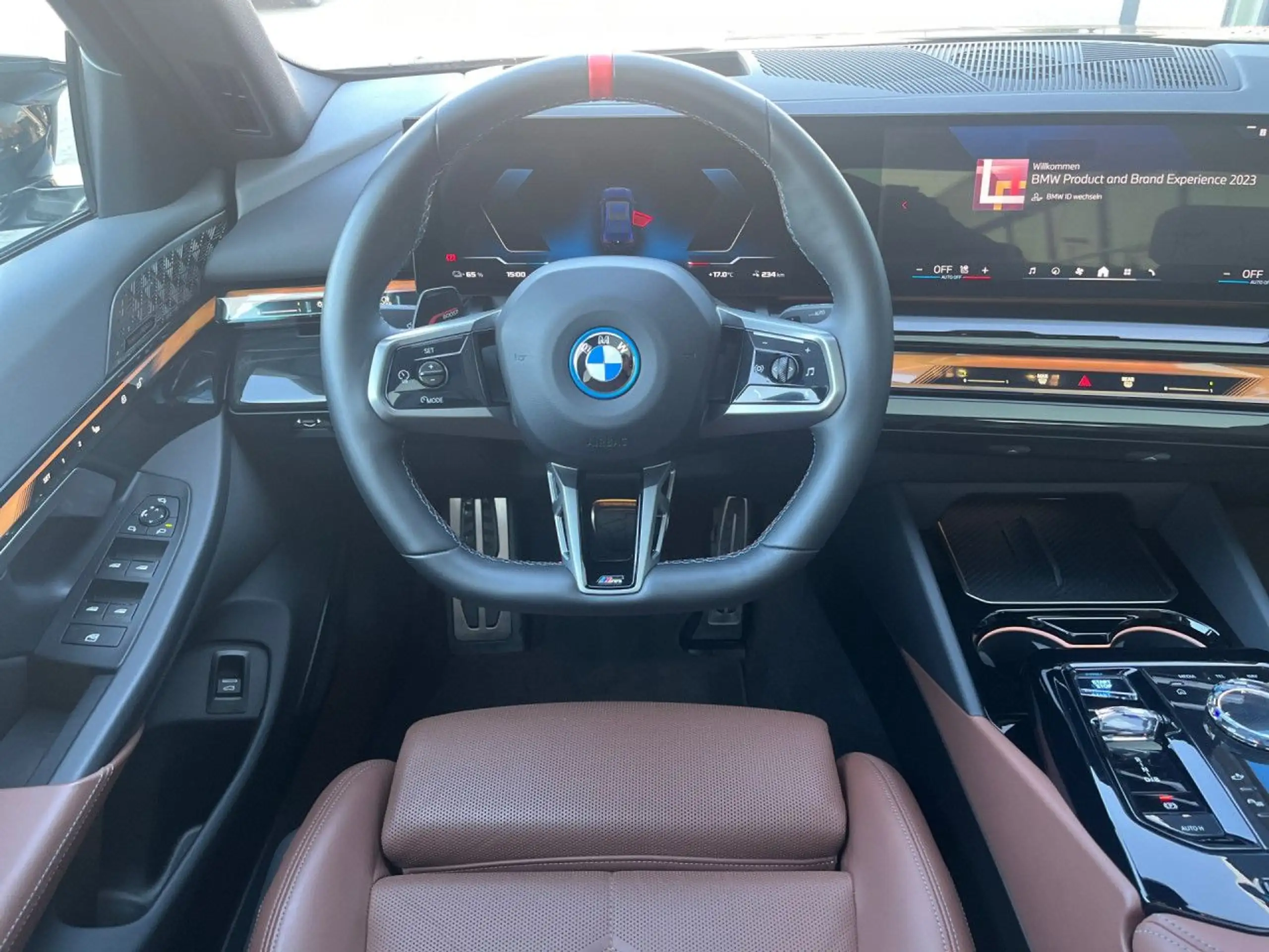 BMW - i5