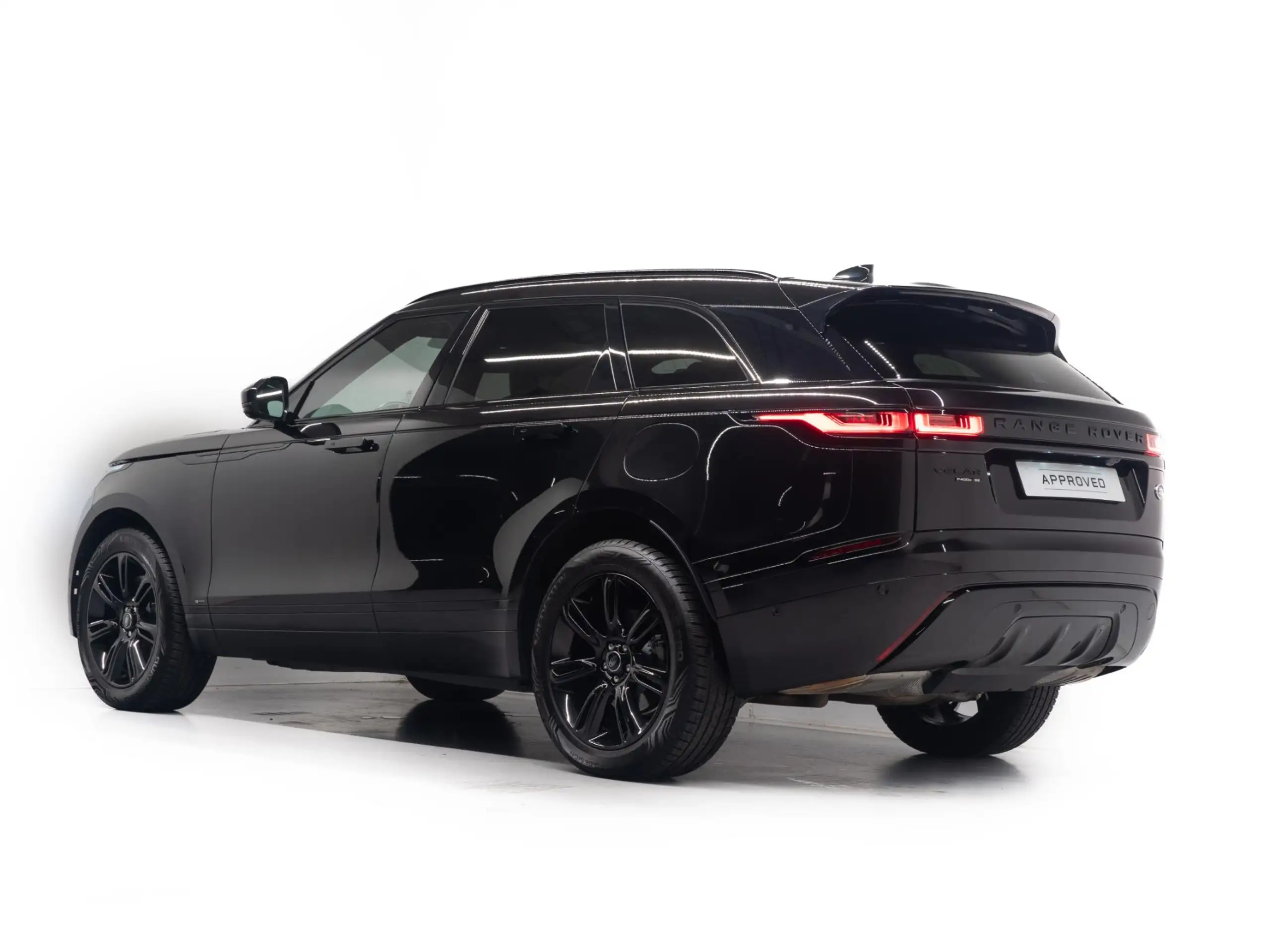 Land Rover - Range Rover Velar