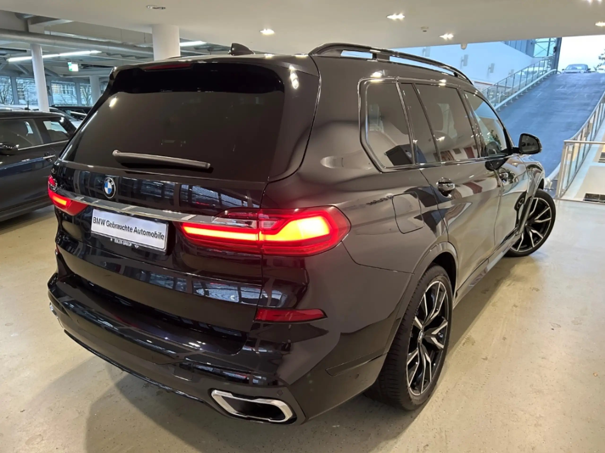 BMW - X7