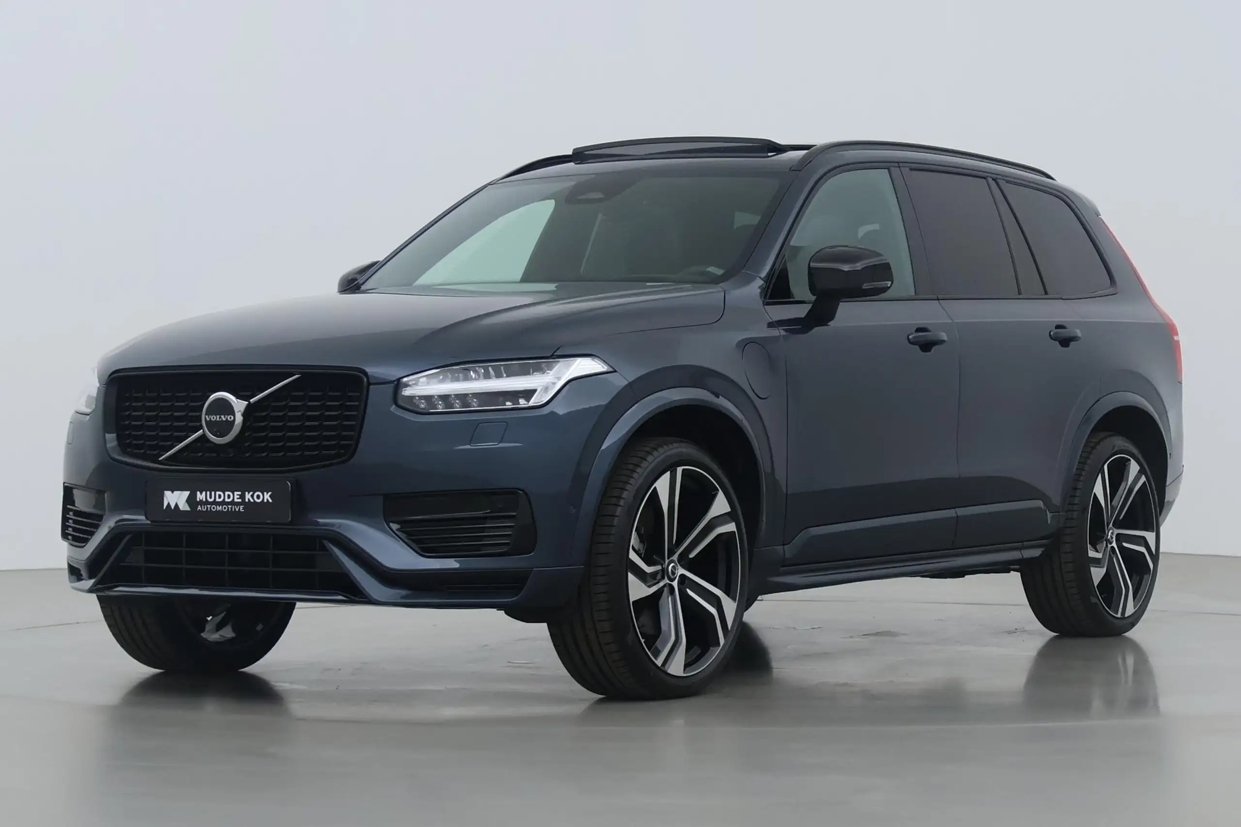 Volvo - XC90