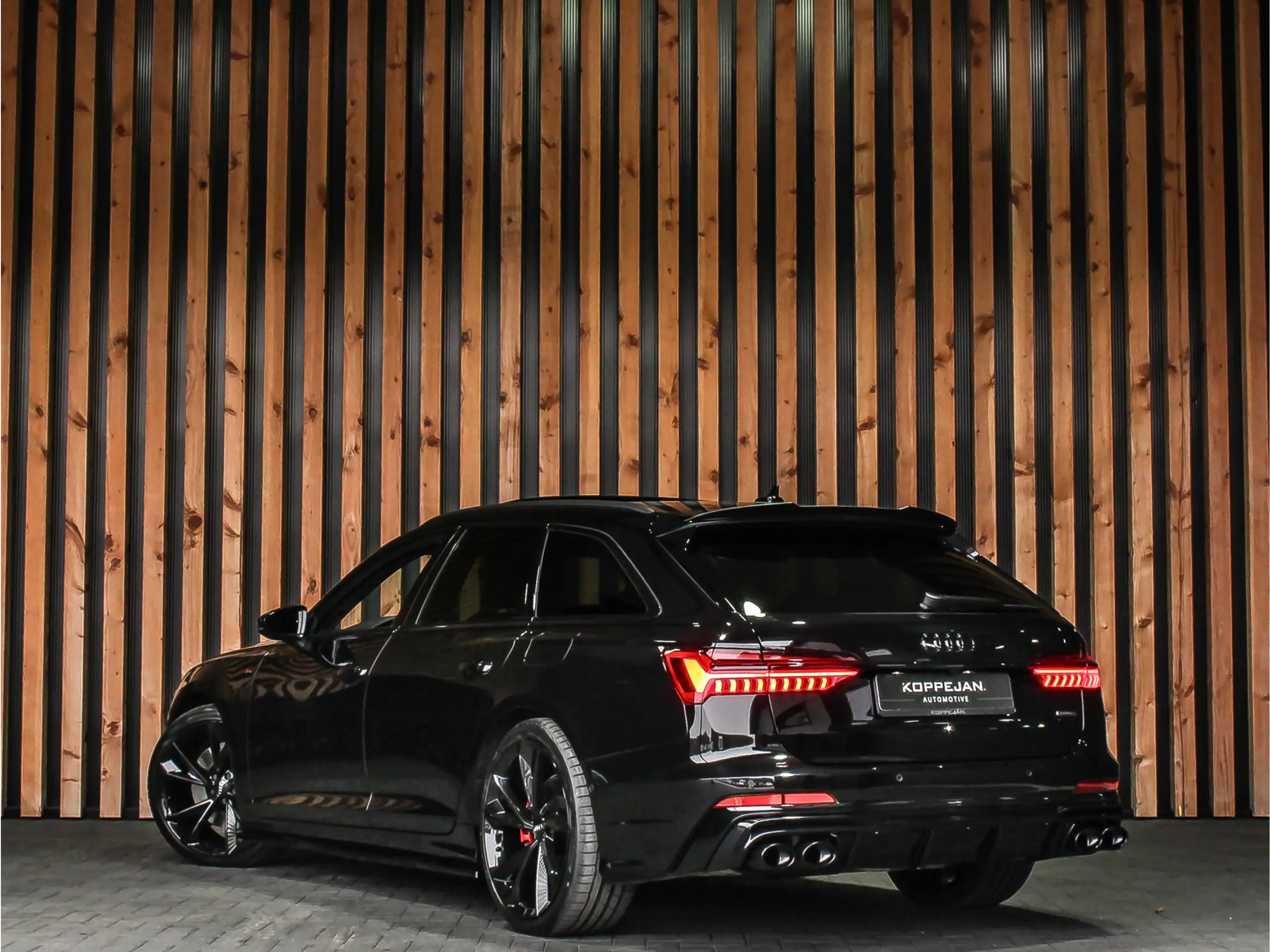 Audi - A6