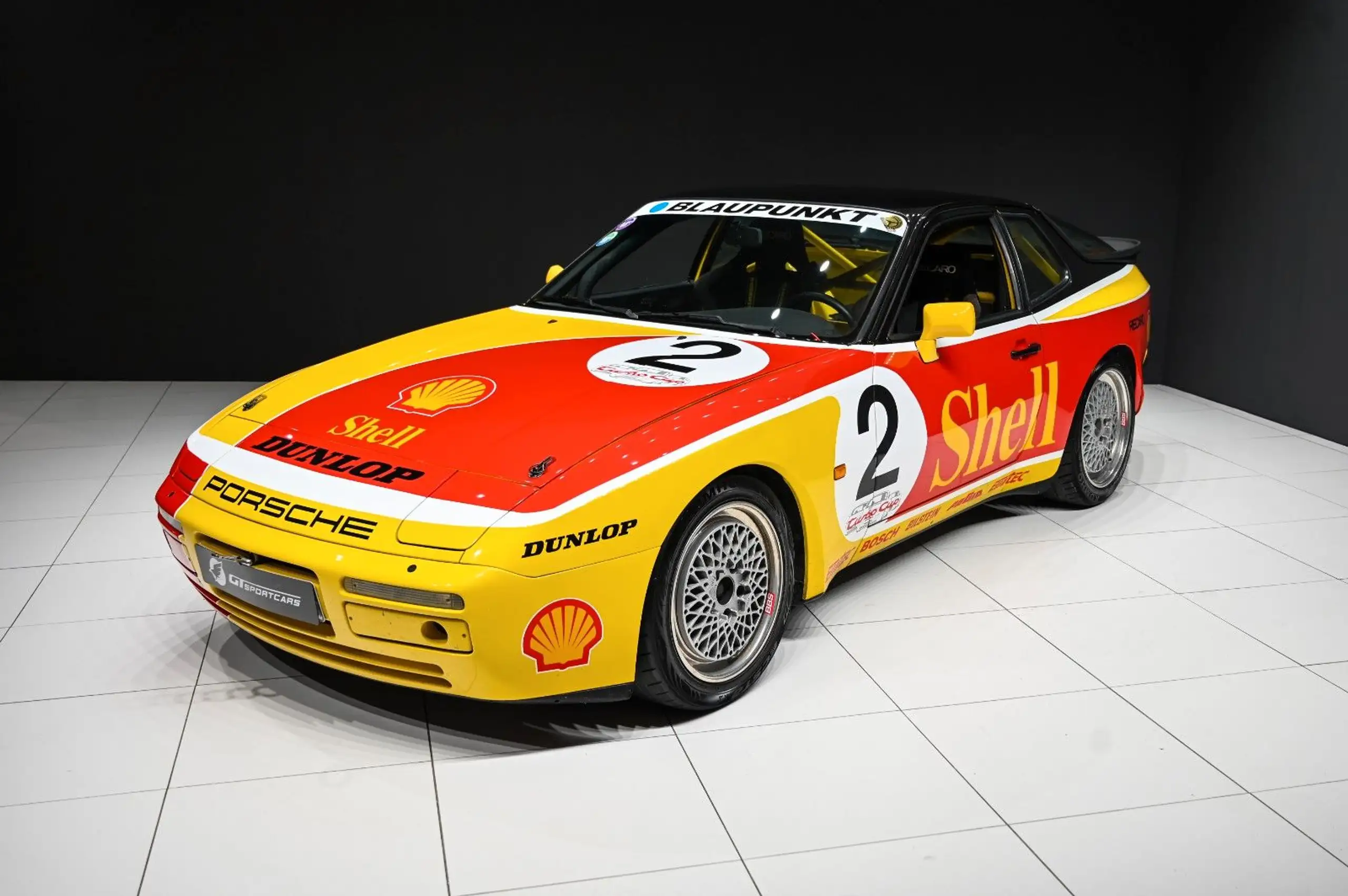 Porsche - 944