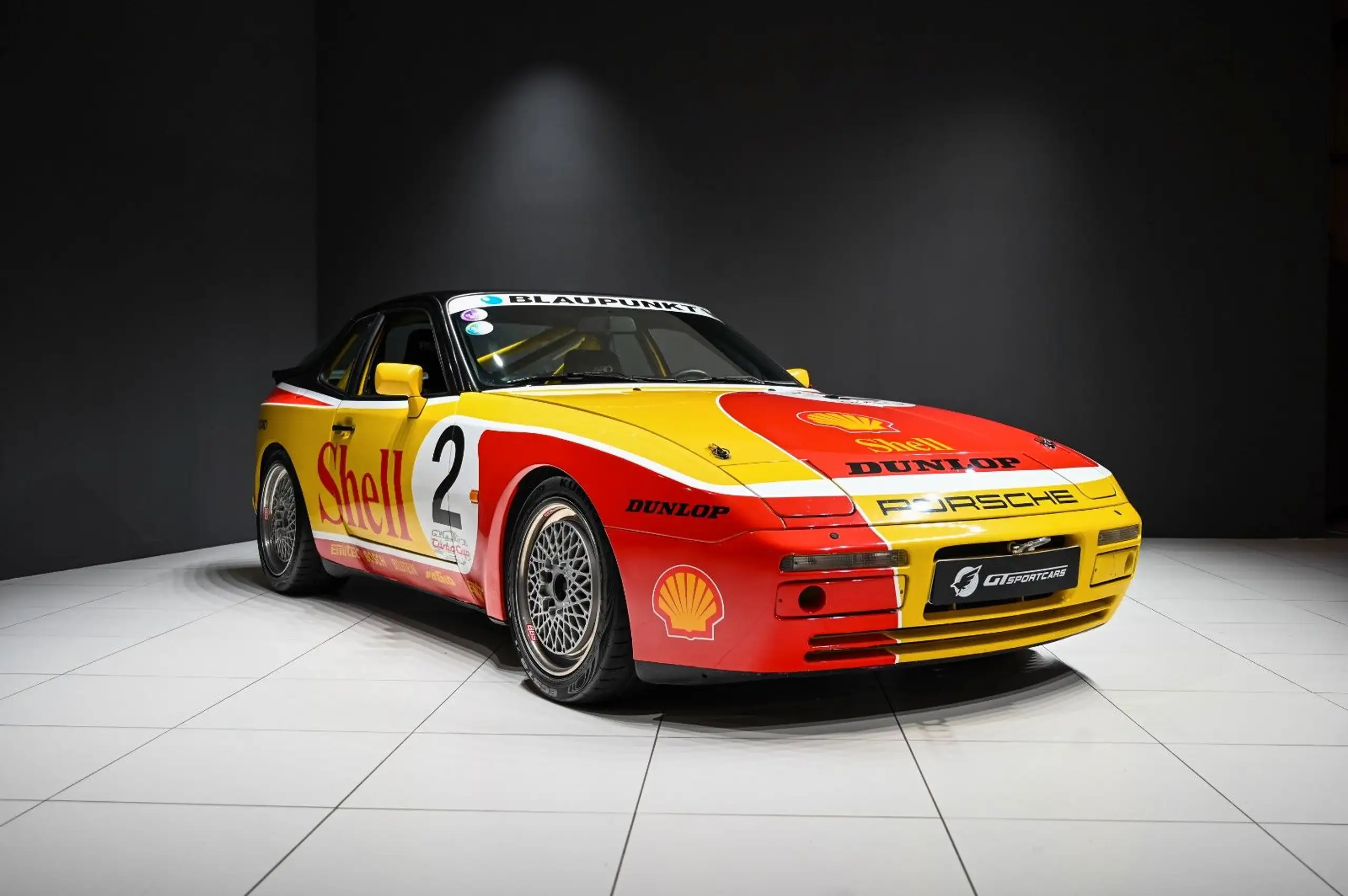 Porsche - 944