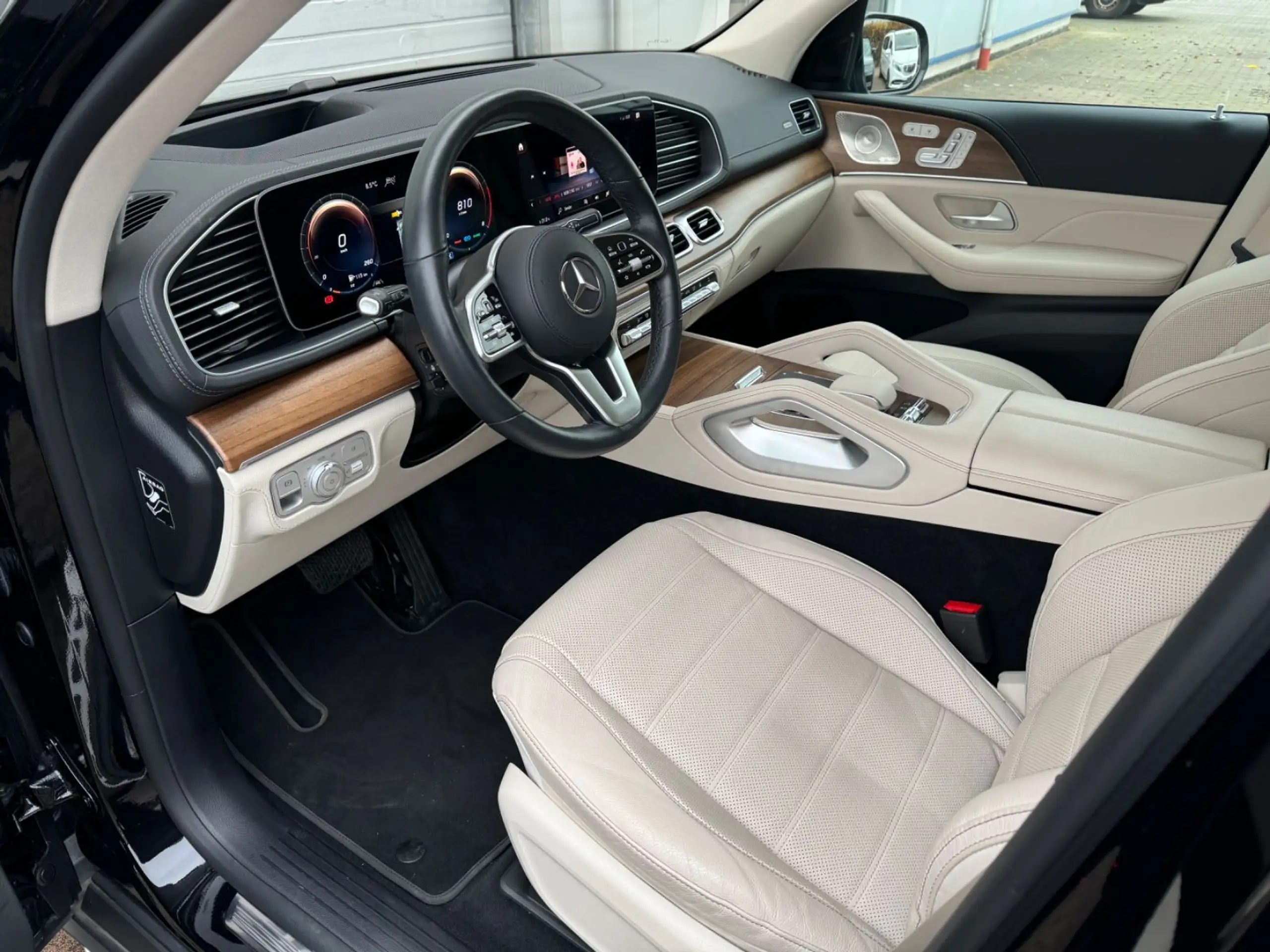 Mercedes-Benz - GLE 580