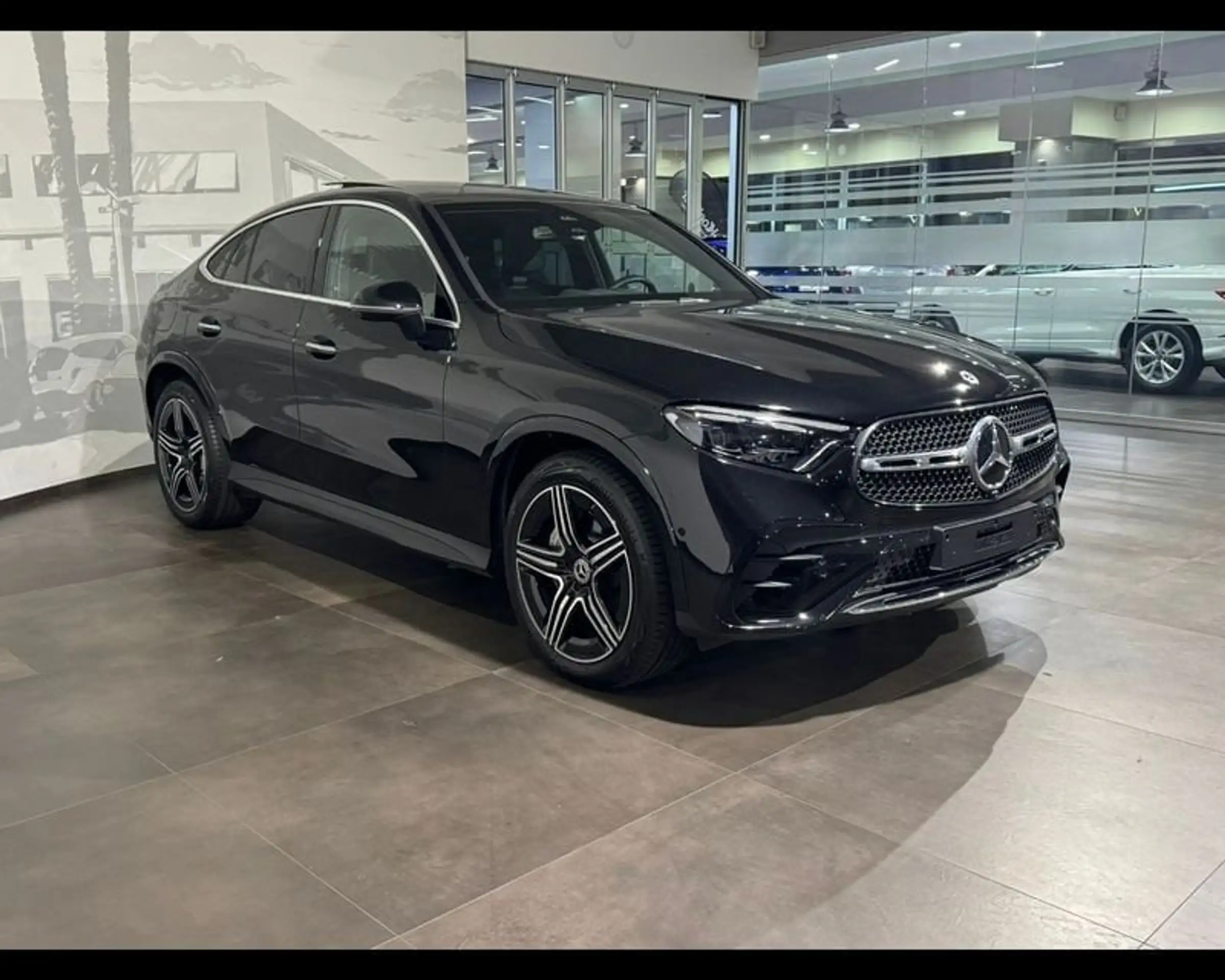 Mercedes-Benz - GLC 220