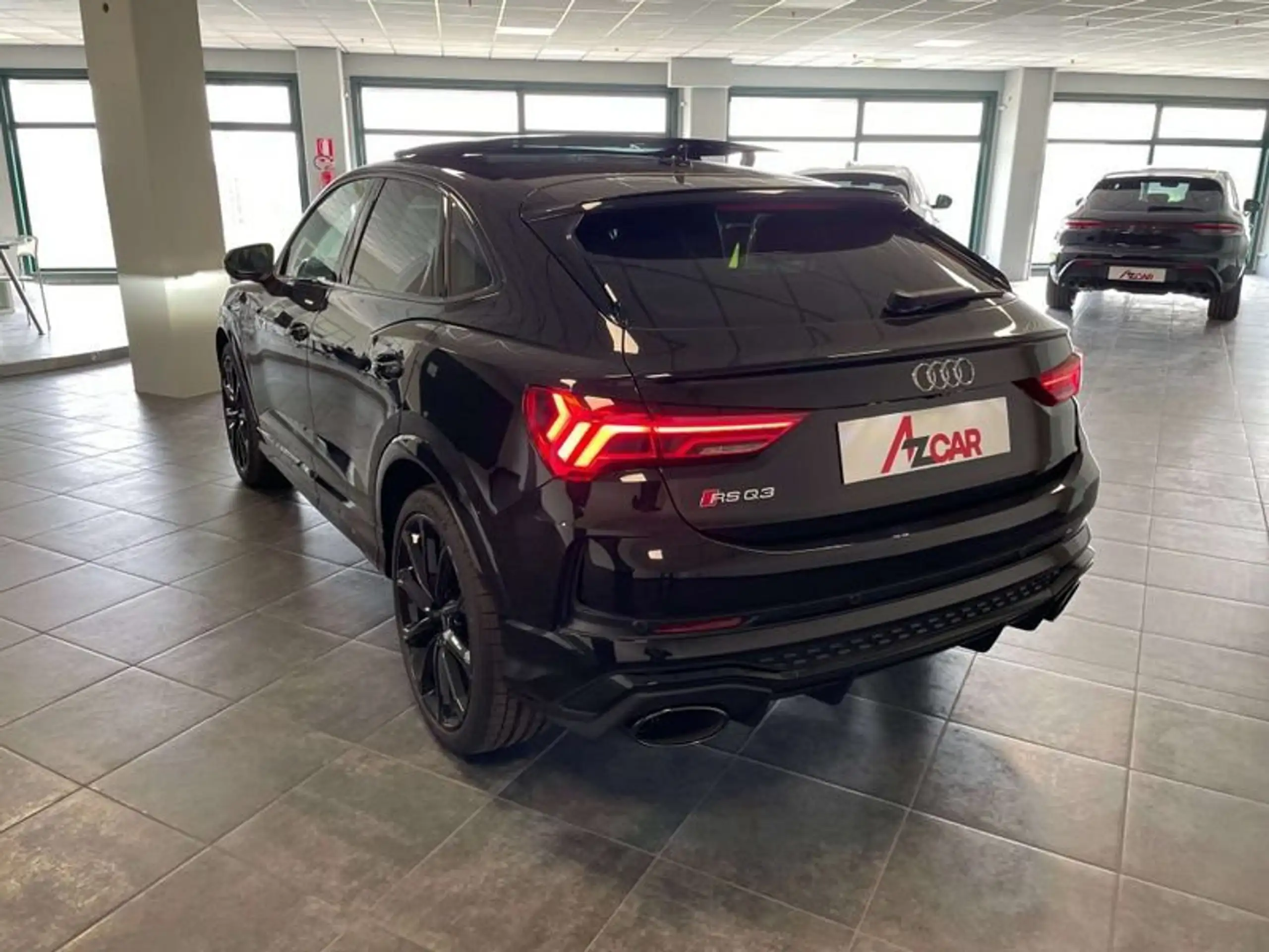 Audi - RS Q3