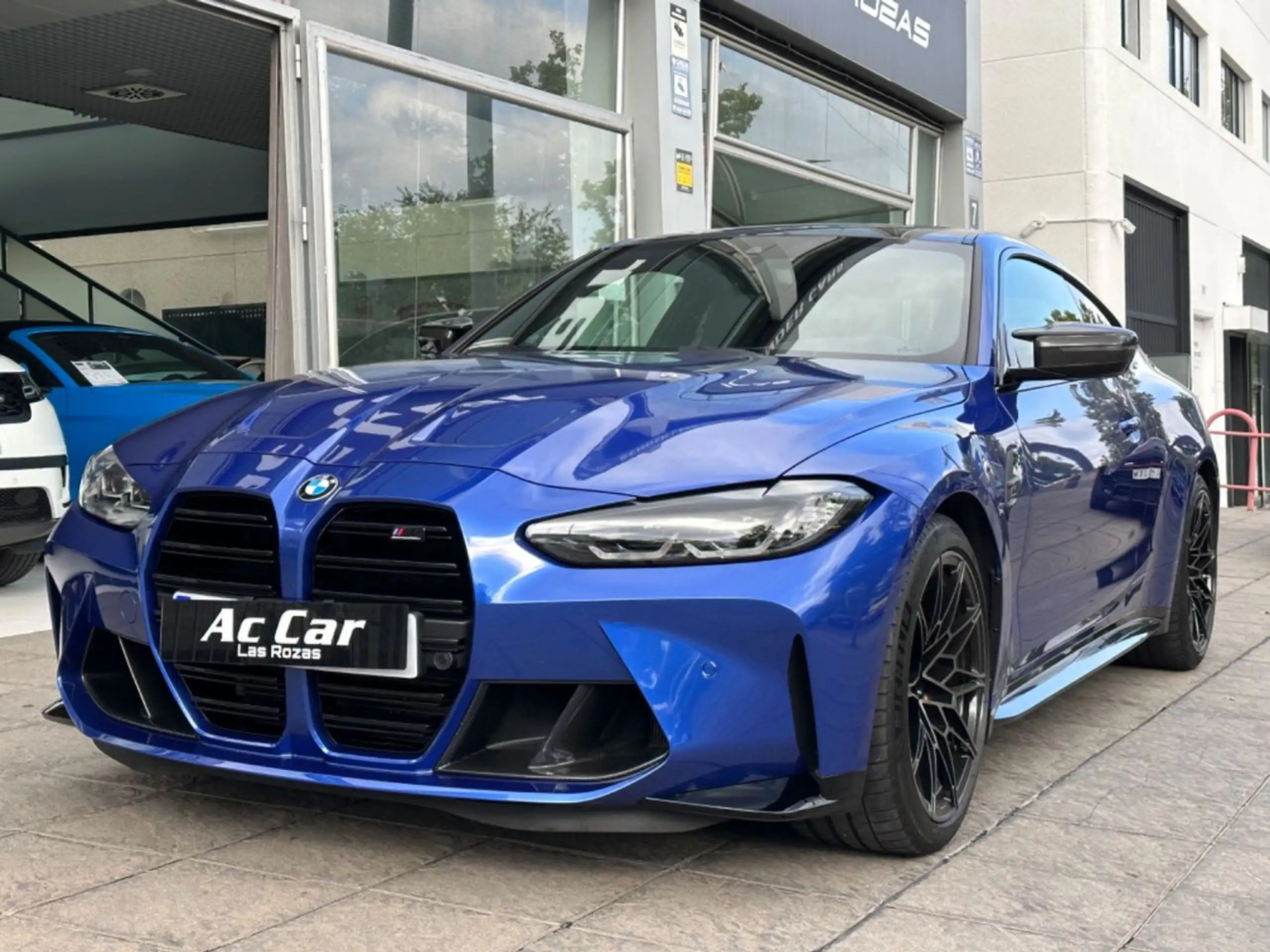 BMW - M4