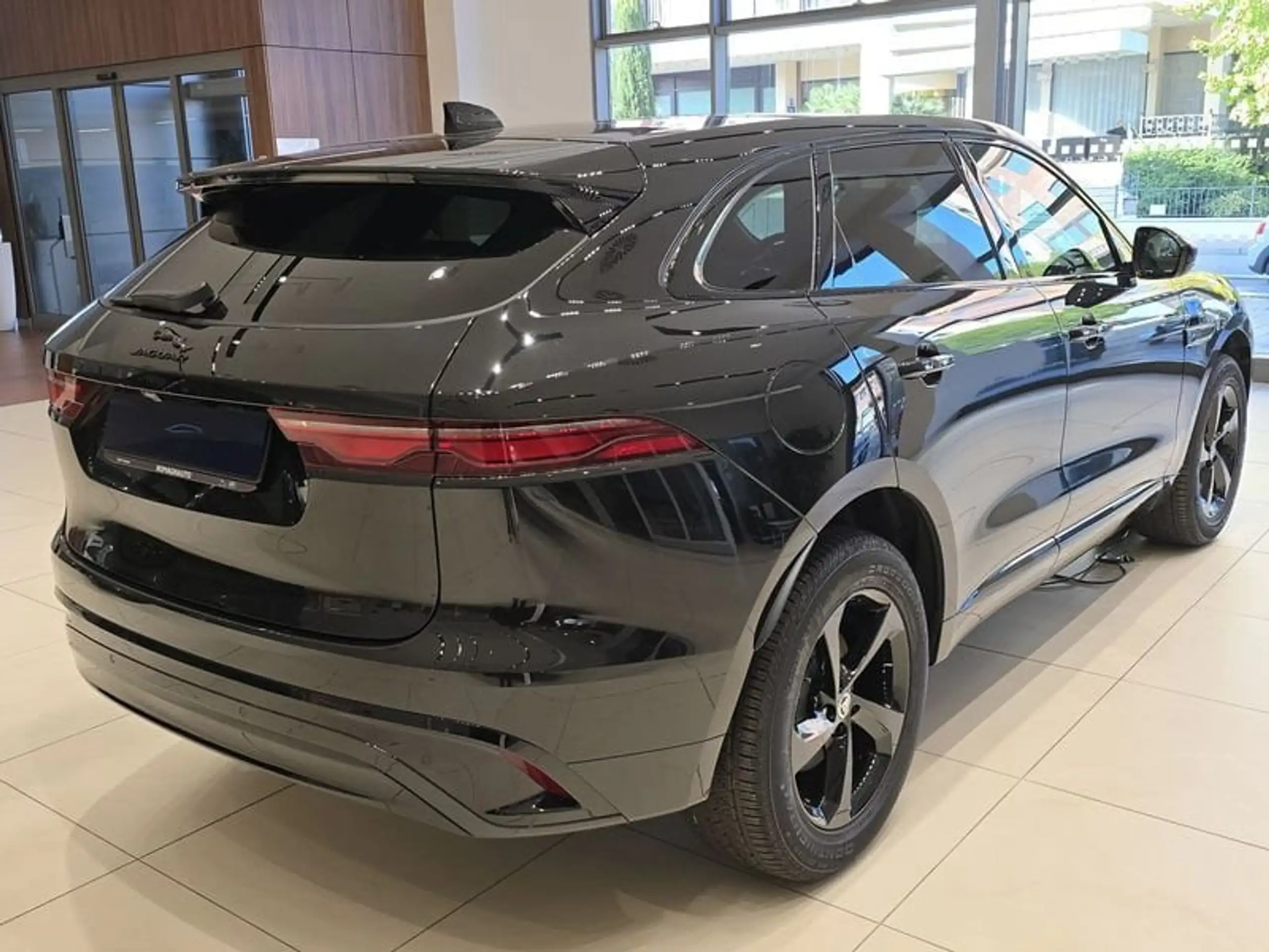 Jaguar - F-Pace