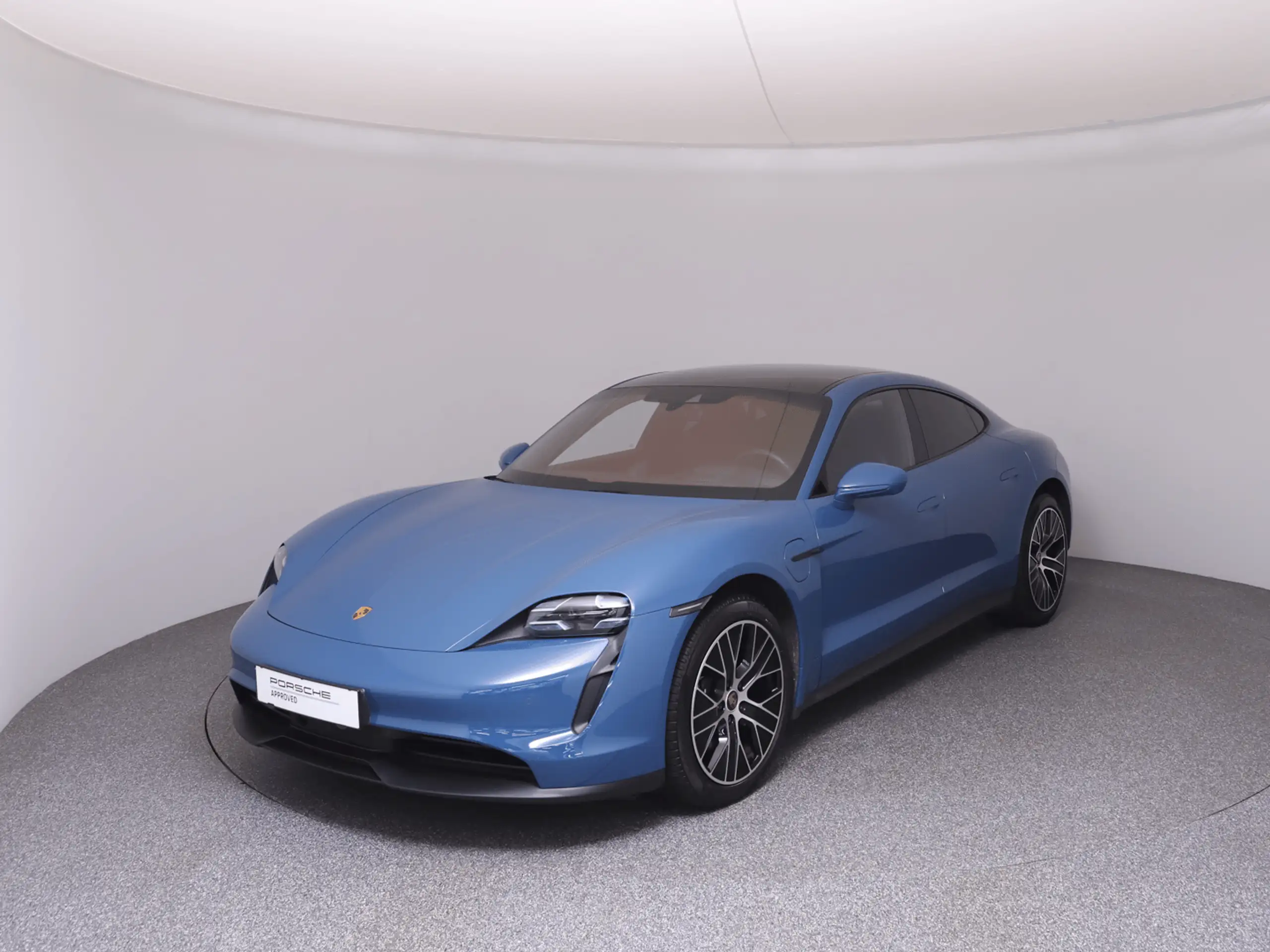 Porsche Taycan 2021