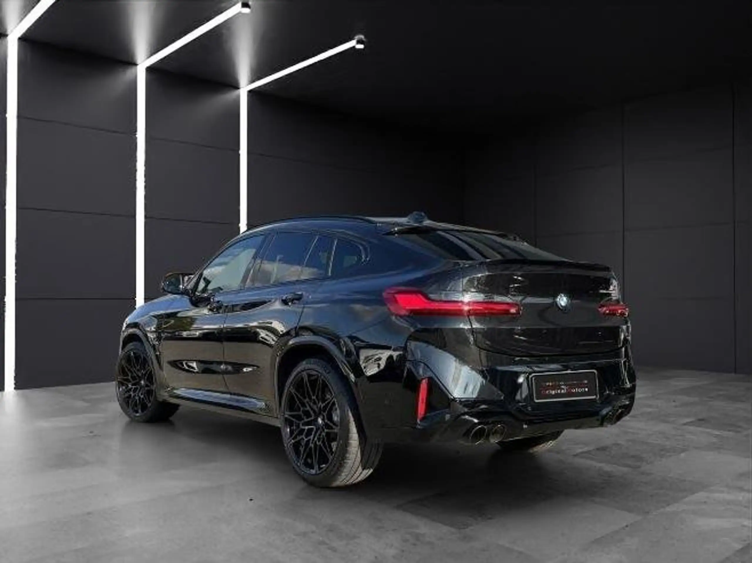 BMW - X4 M