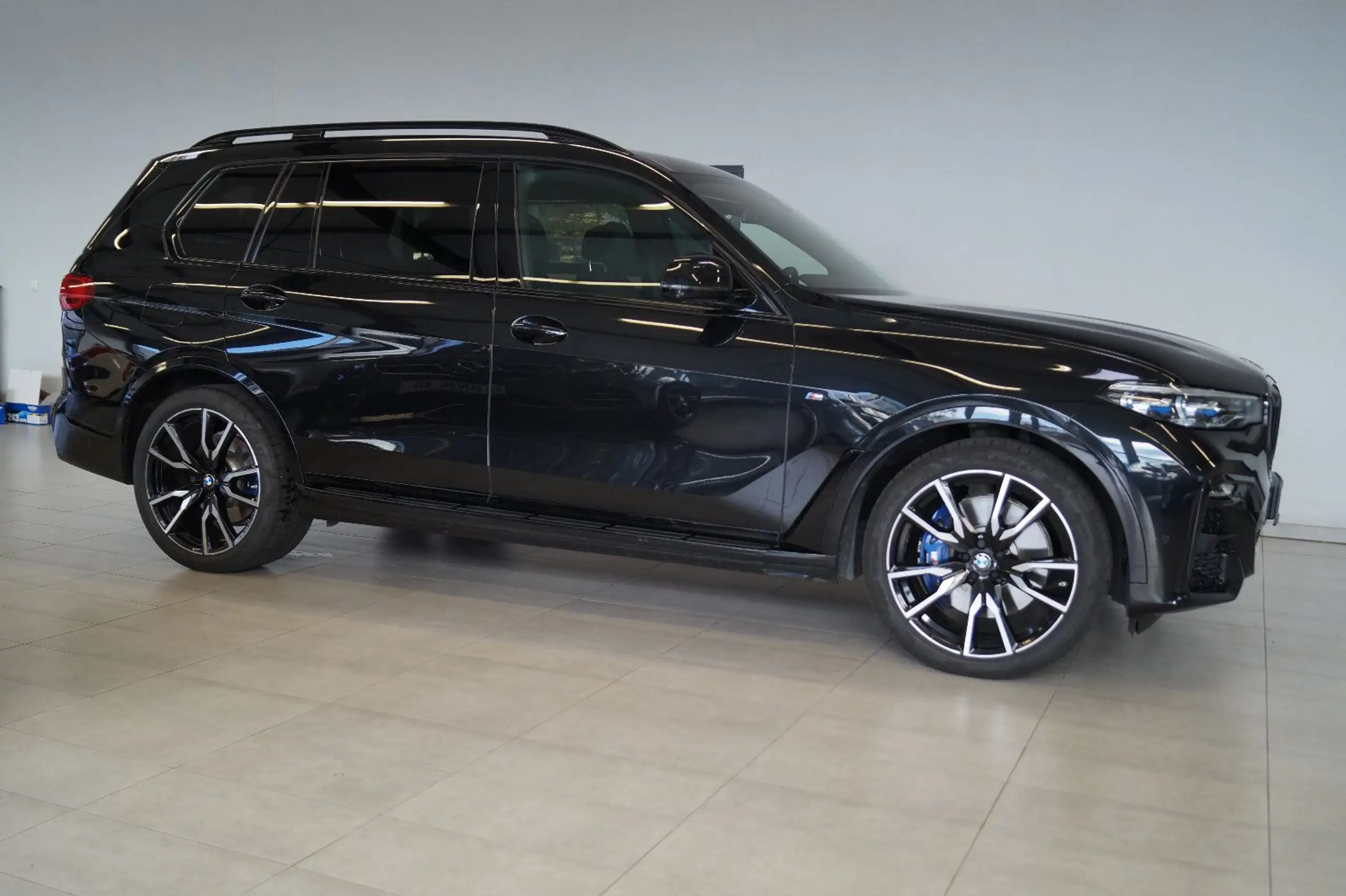 BMW - X7