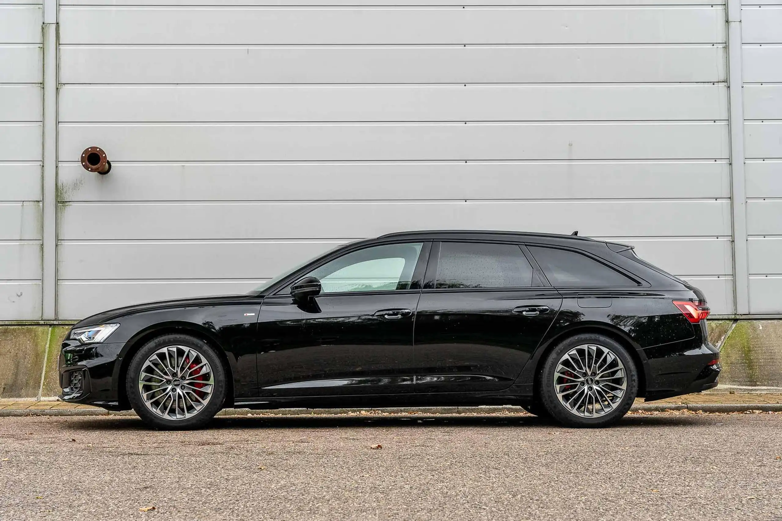 Audi - A6