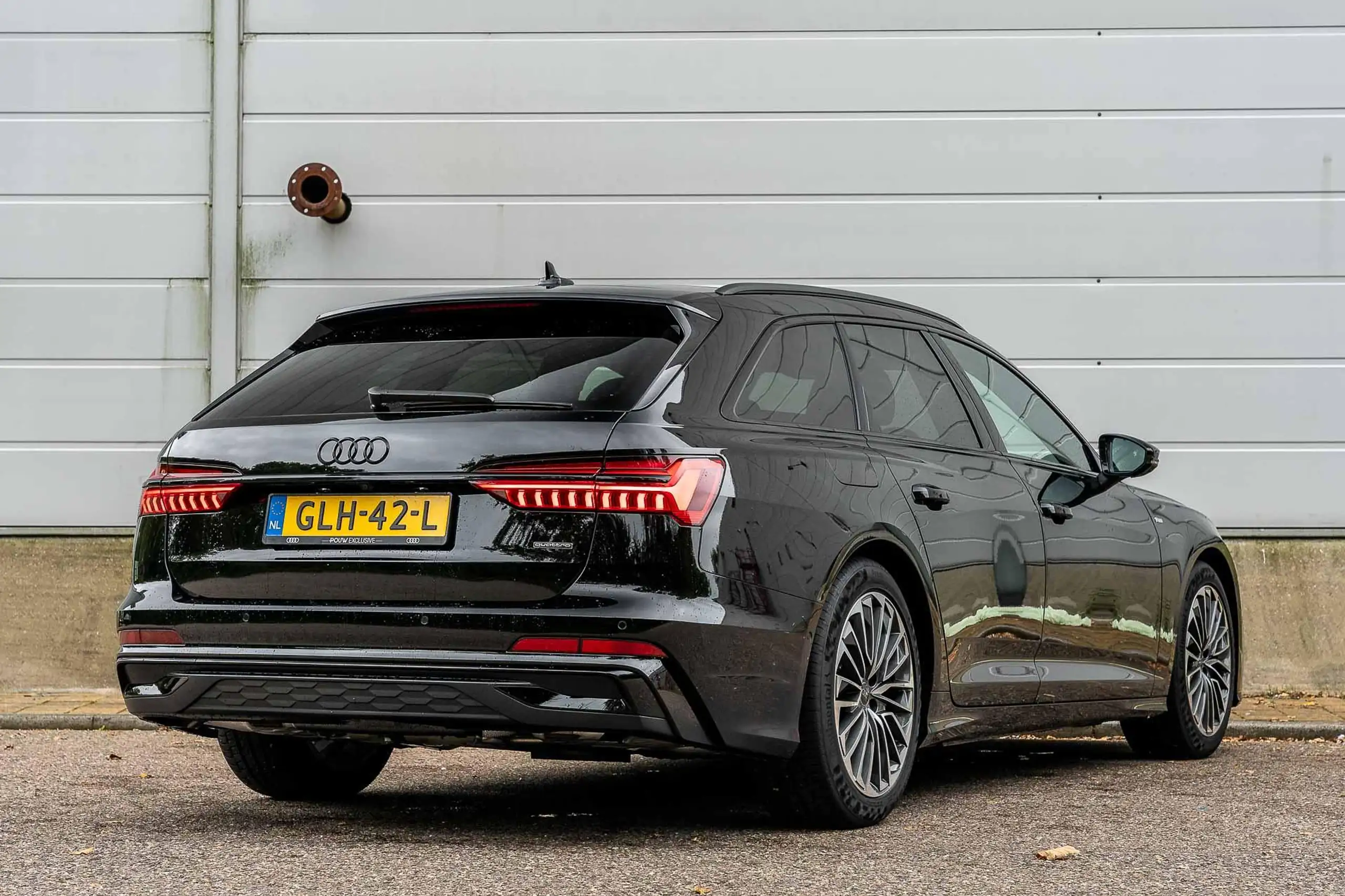 Audi - A6