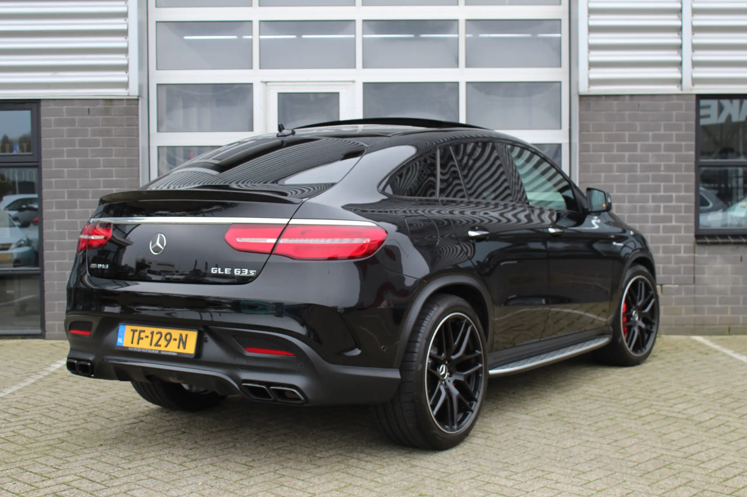 Mercedes-Benz - GLE 63 AMG