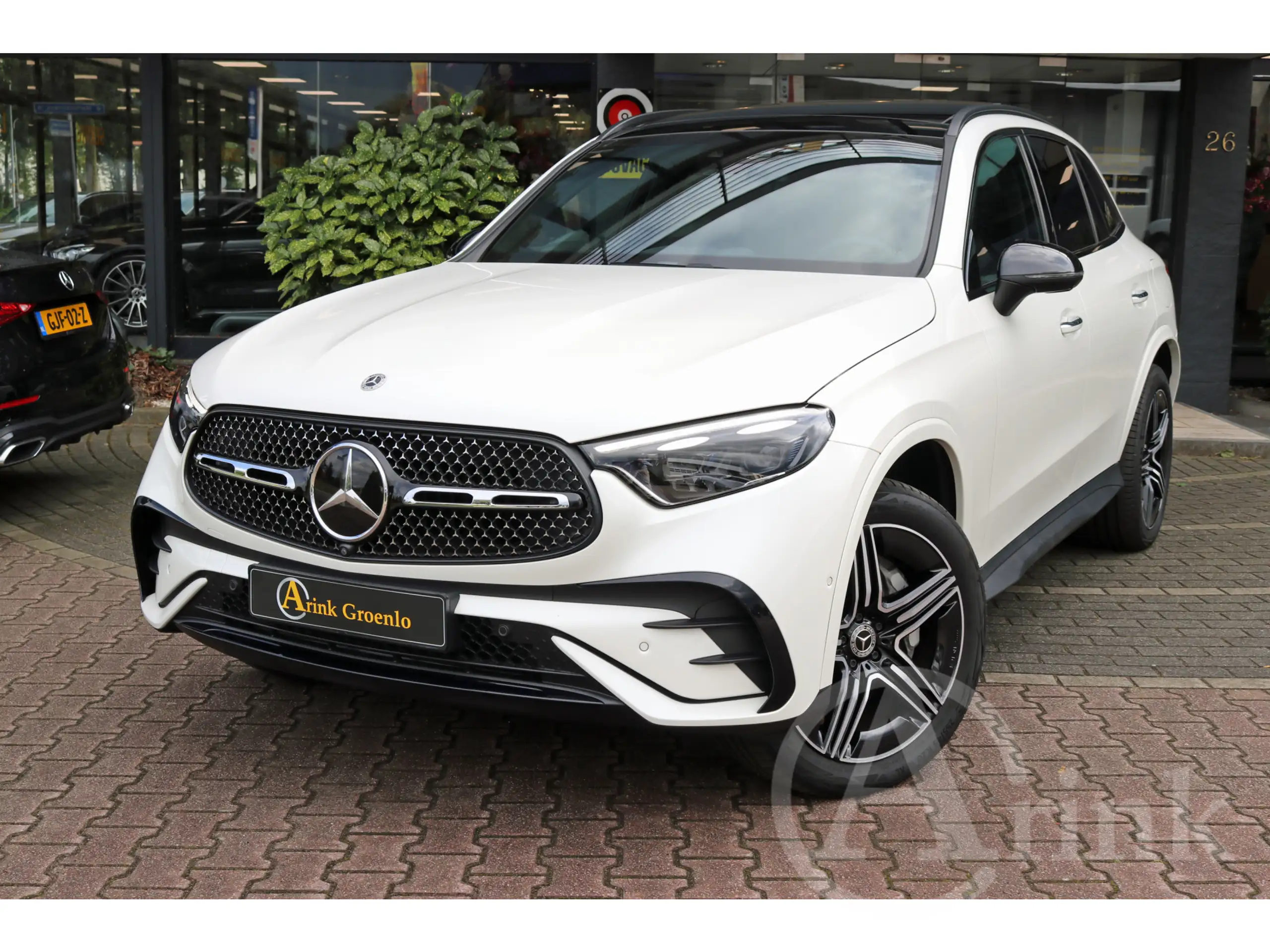 Mercedes-Benz GLC 300 2023