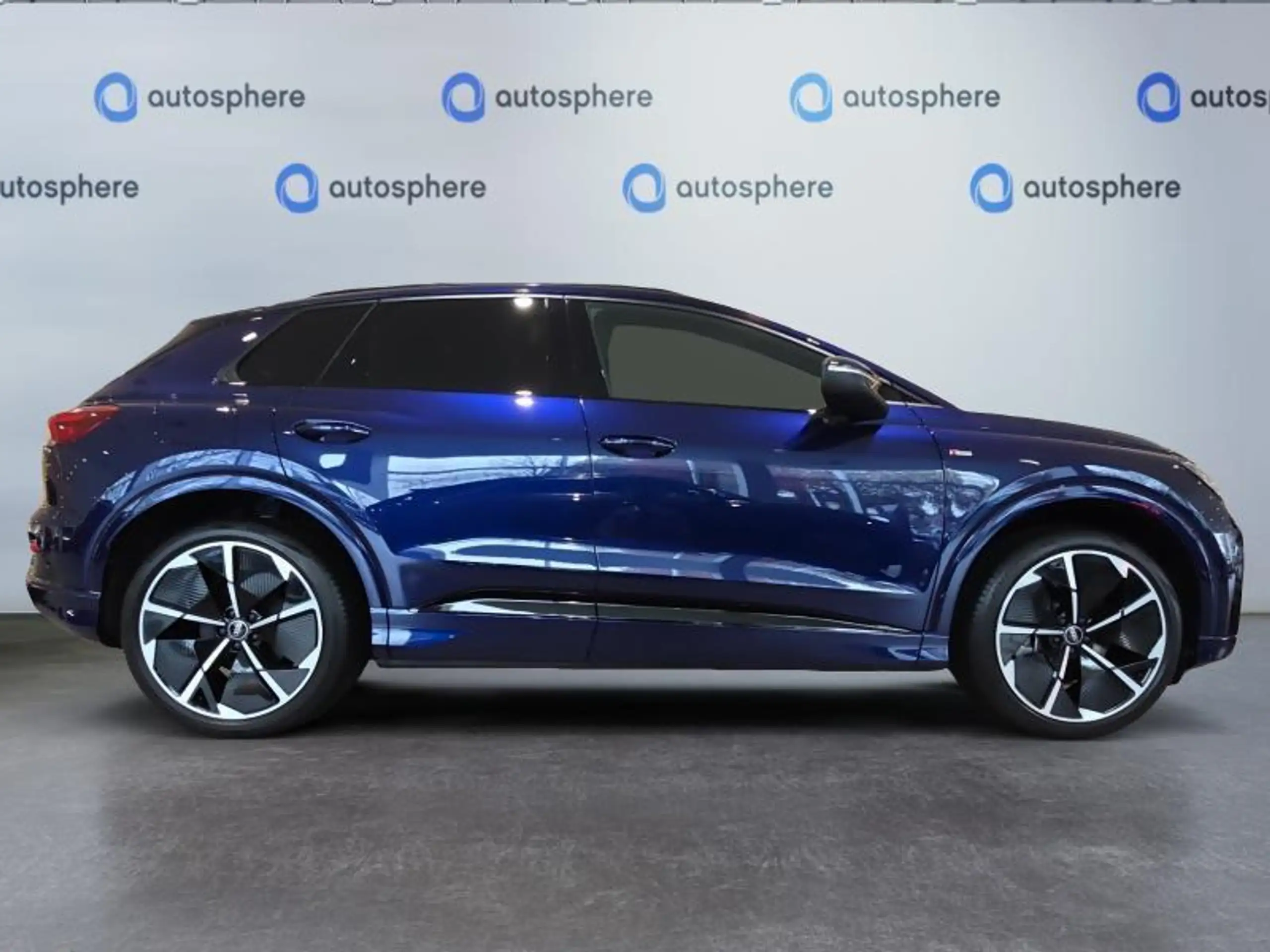 Audi - Q4 e-tron