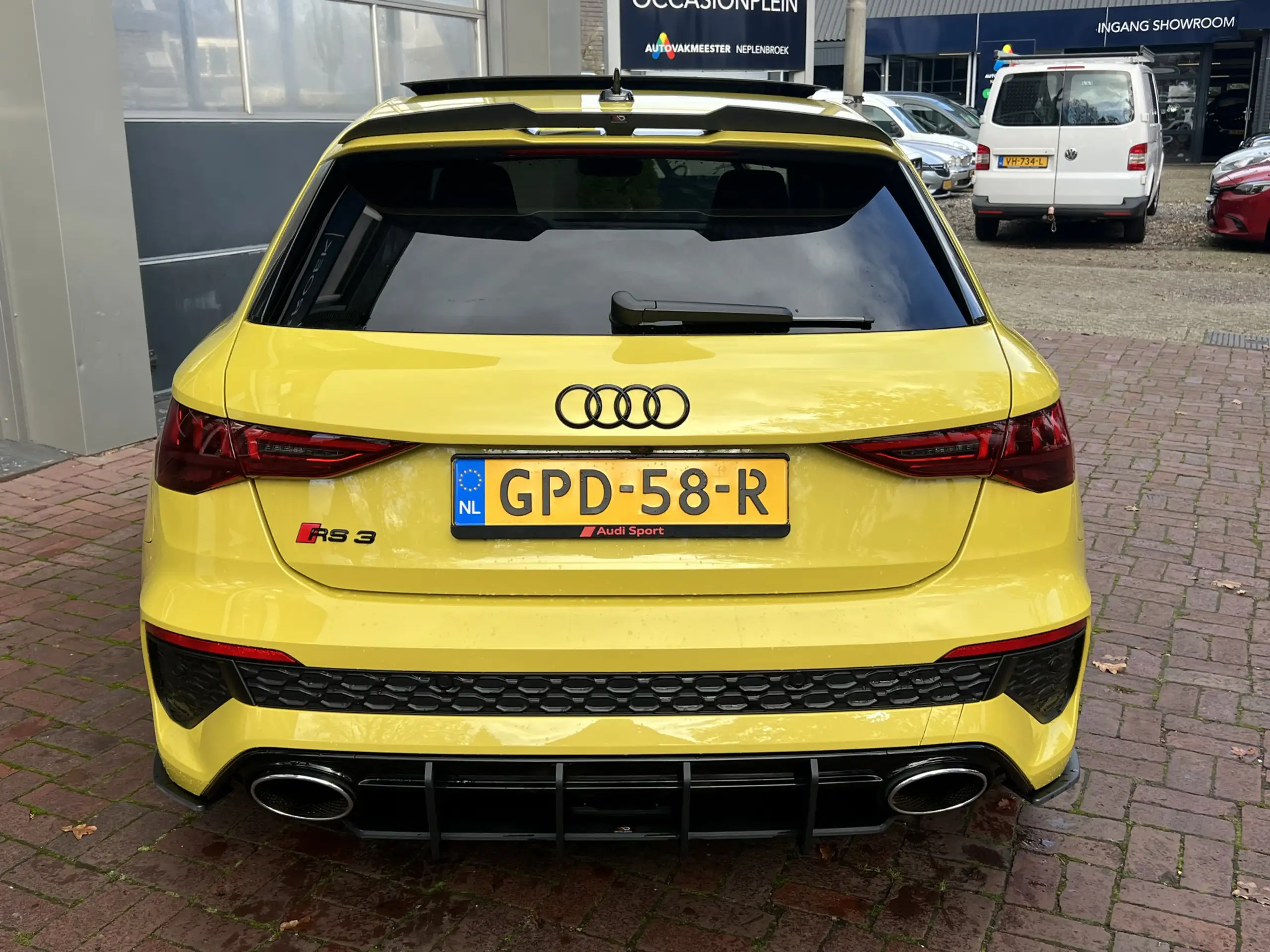 Audi - RS3