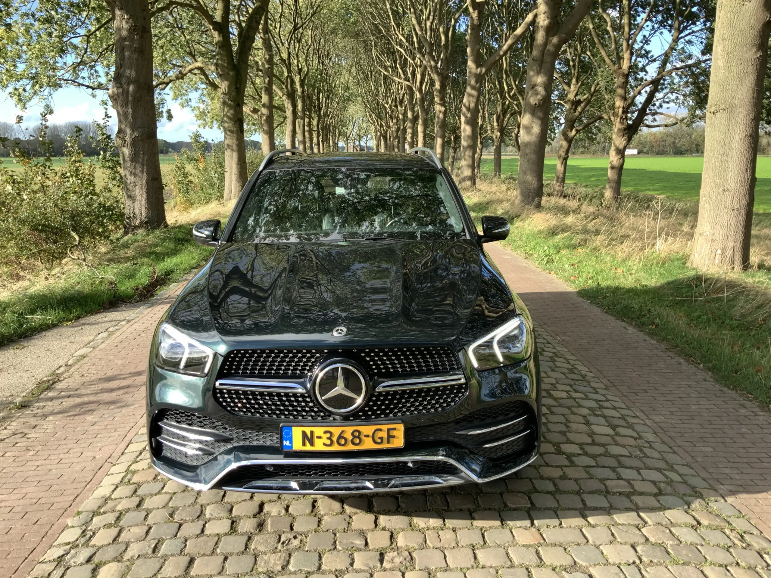 Mercedes-Benz - GLE 400